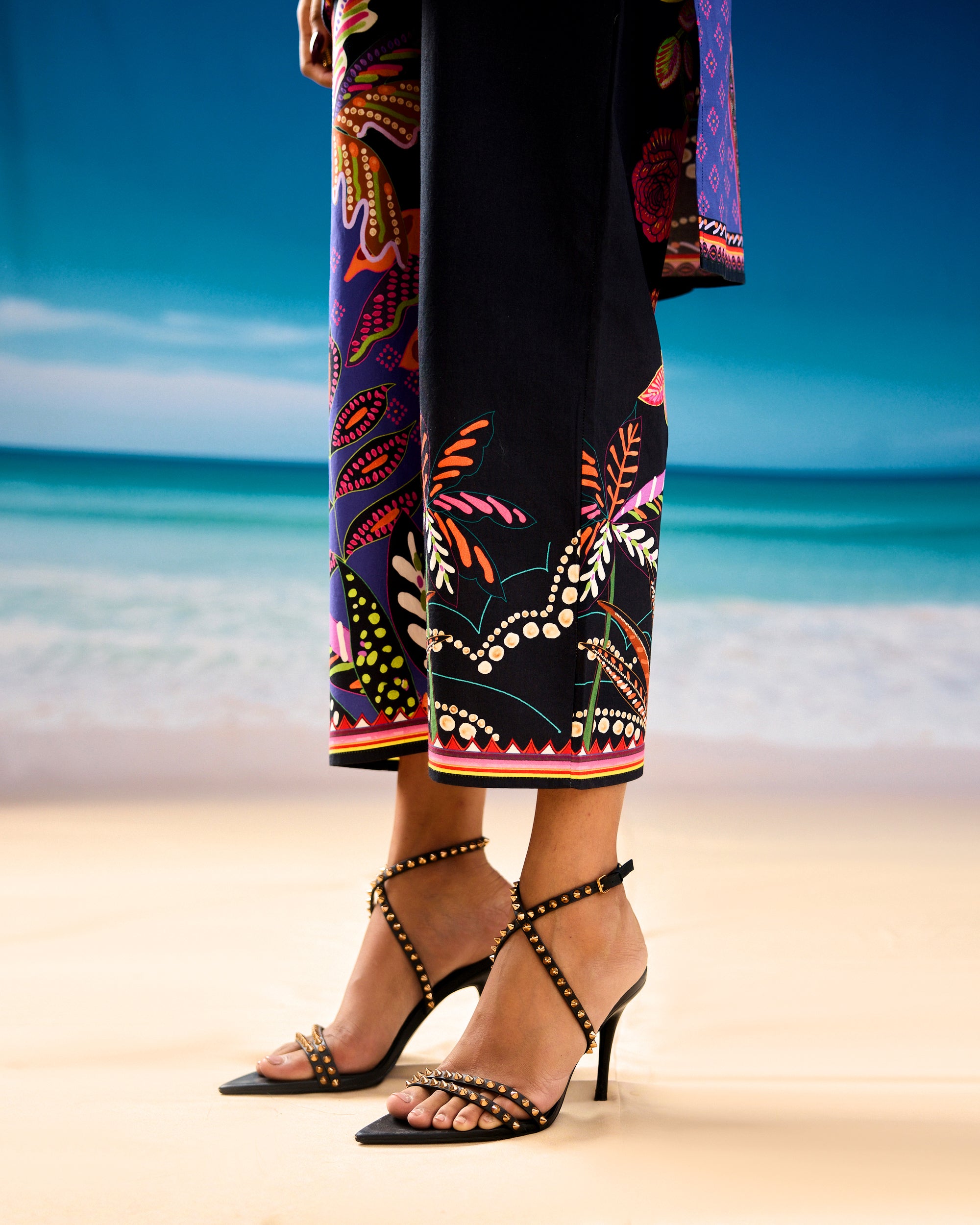 Jamaica : Nadia - Black/Indigo