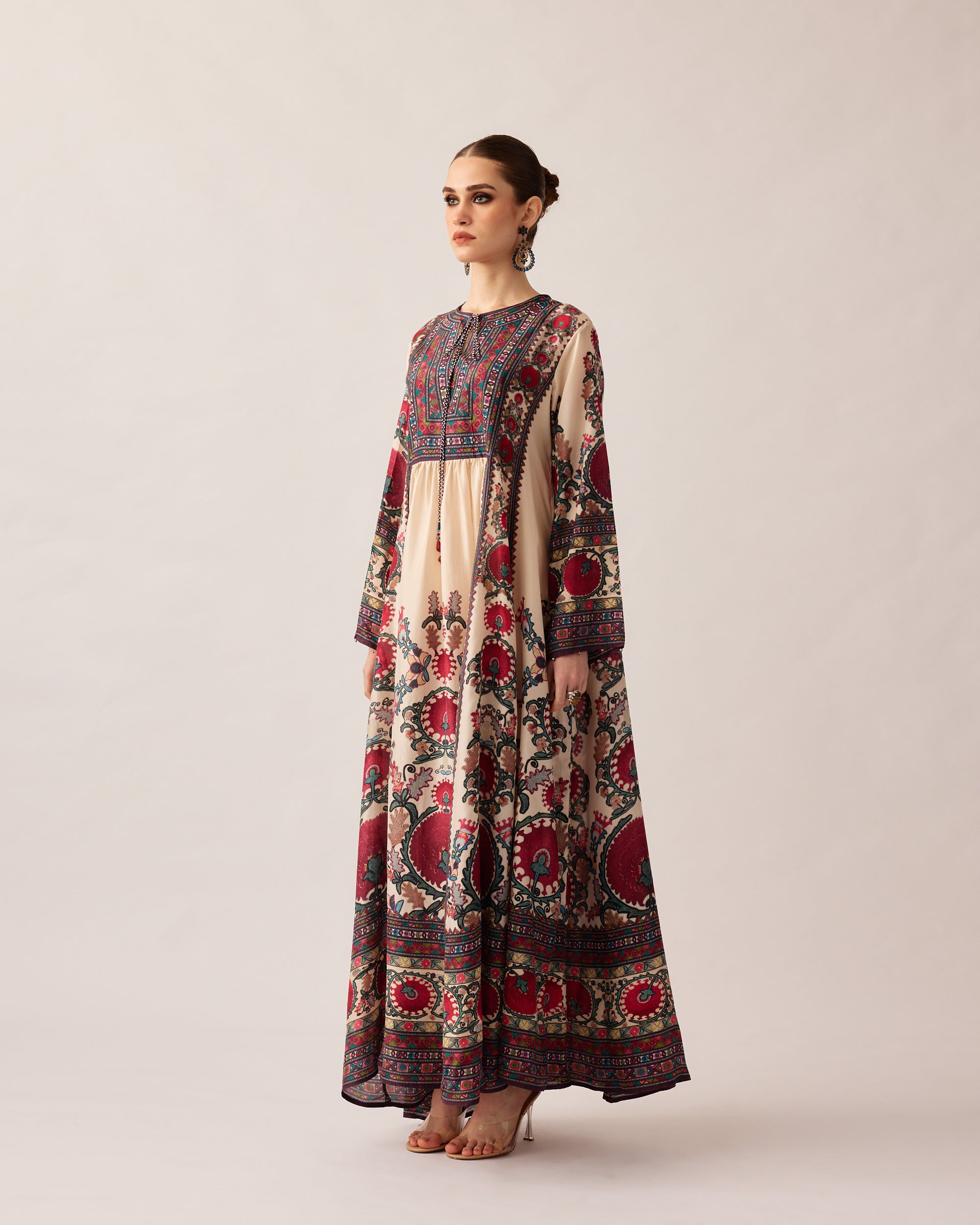 Bukhara : Anisha - Maroon