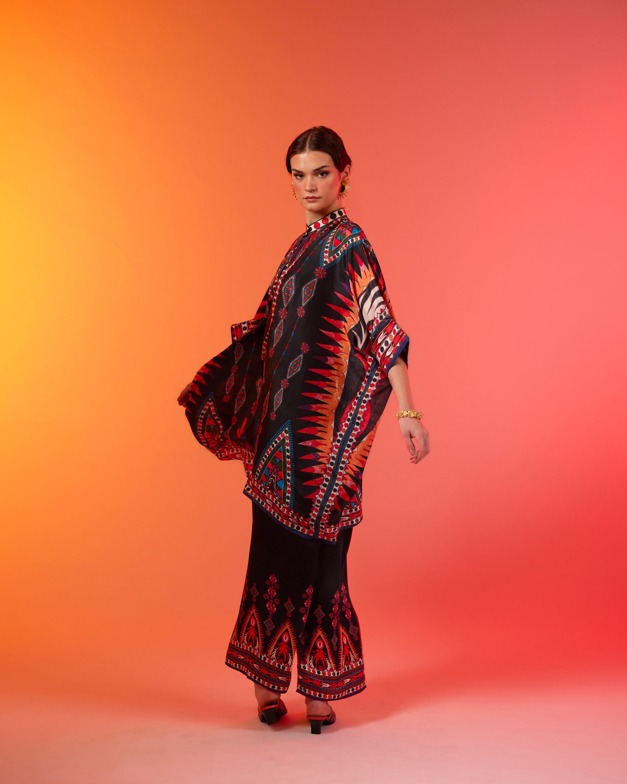 Sicily : Chanel 36"- Savannah