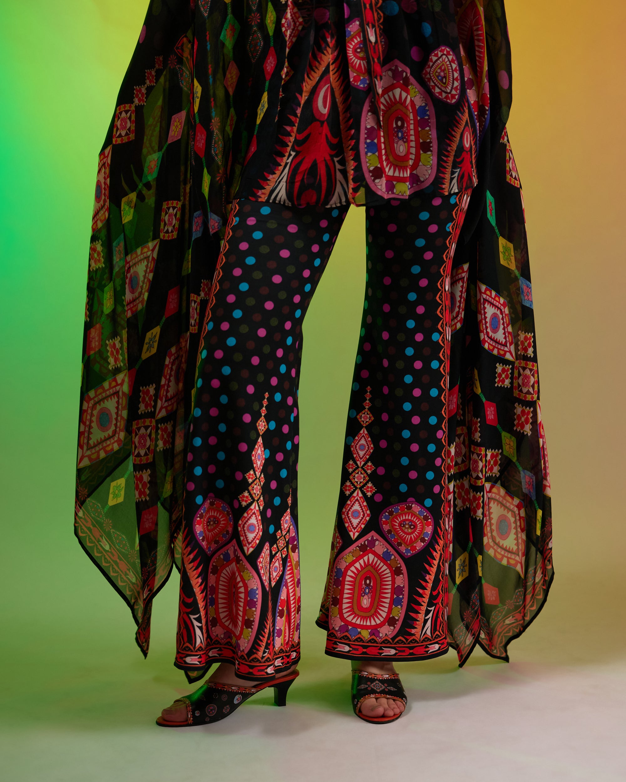 Sicily : Gabriella - Black/Multi