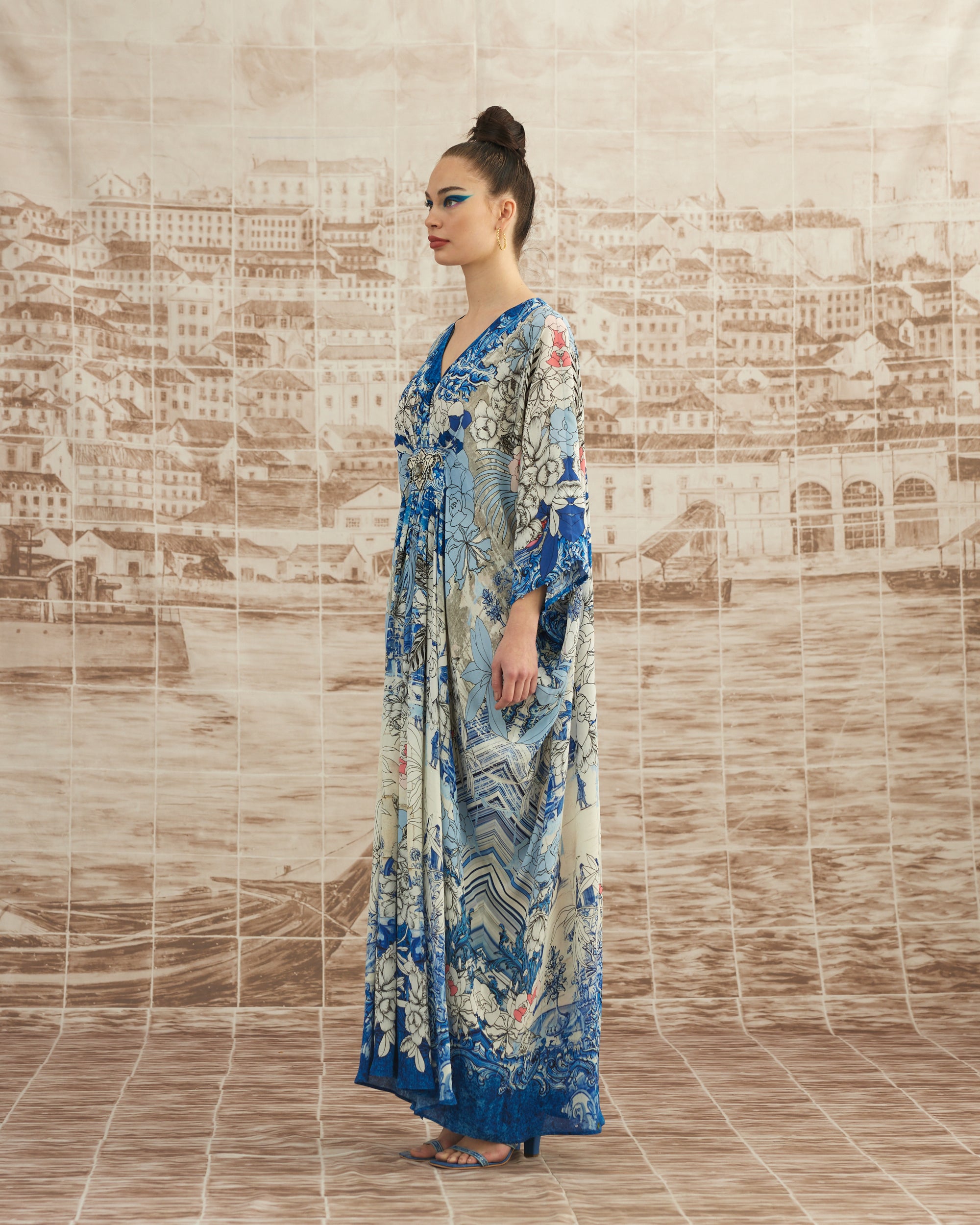Love in Portofino (Portofino) : Imama - Blue/Coral