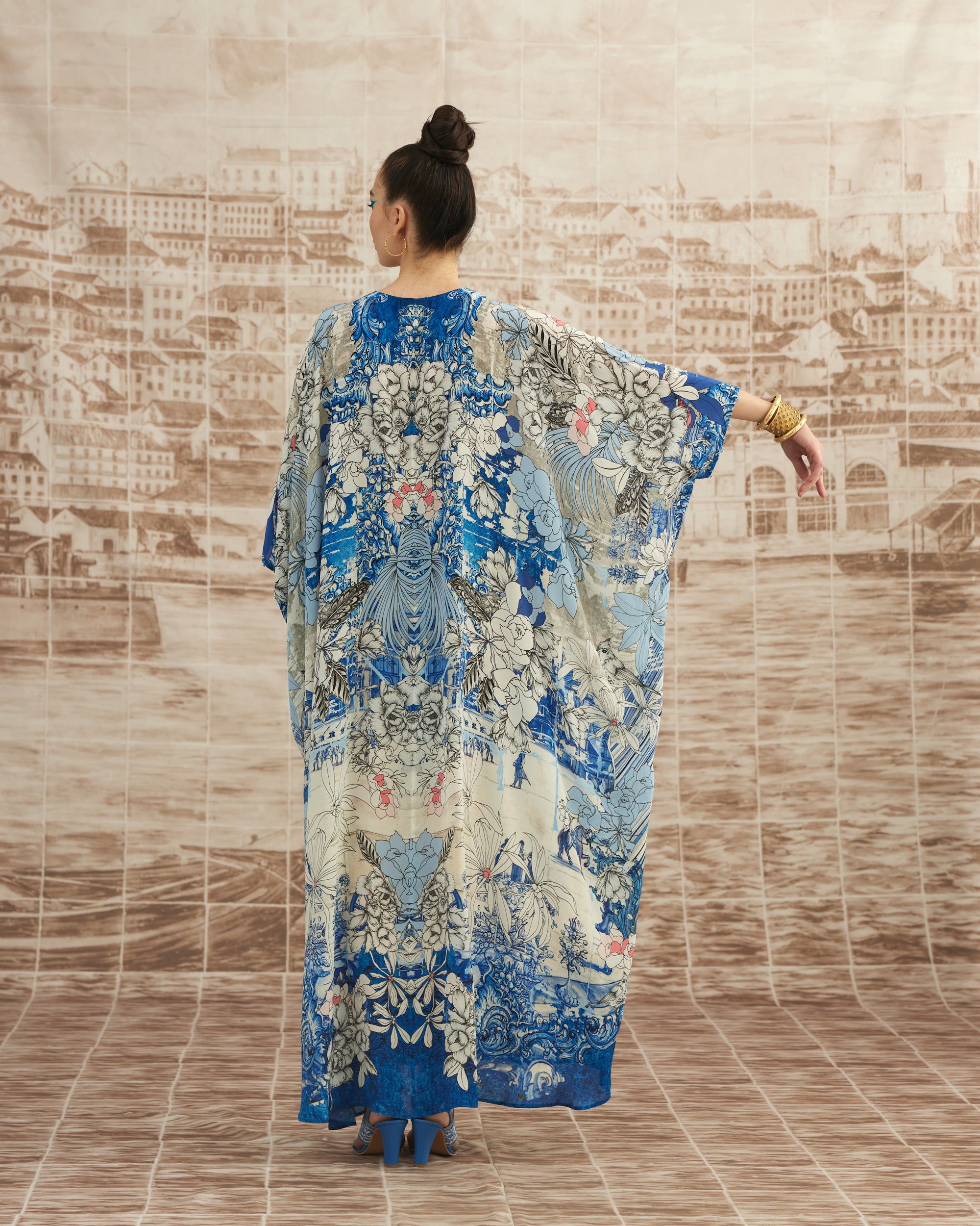 Love in Portofino (Portofino) : Imama - Blue/Coral