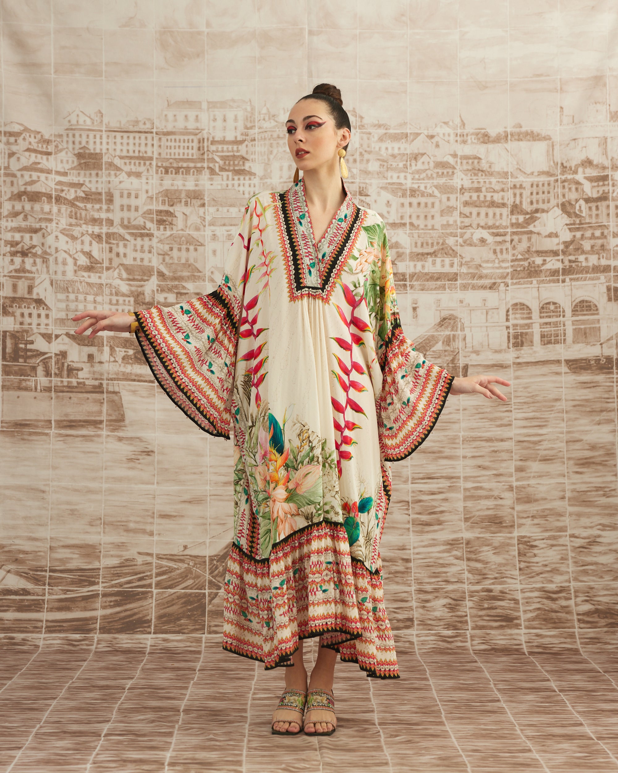 Love in Portofino (Heliconia) : Imaki - Ivory