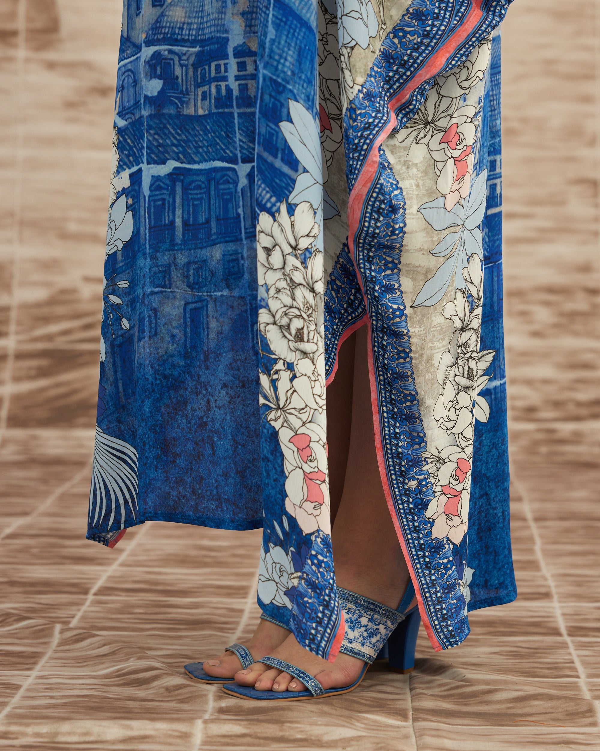 Love in Portofino (Portofino) : Elenor - Blue/Coral