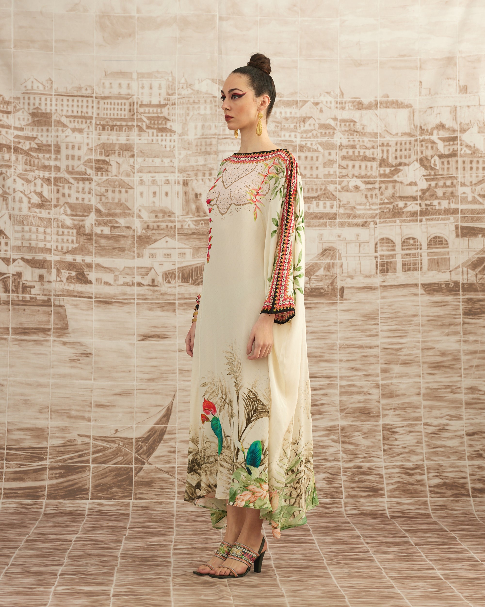 Love in Portofino (Heliconia) : Aayat - Ivory