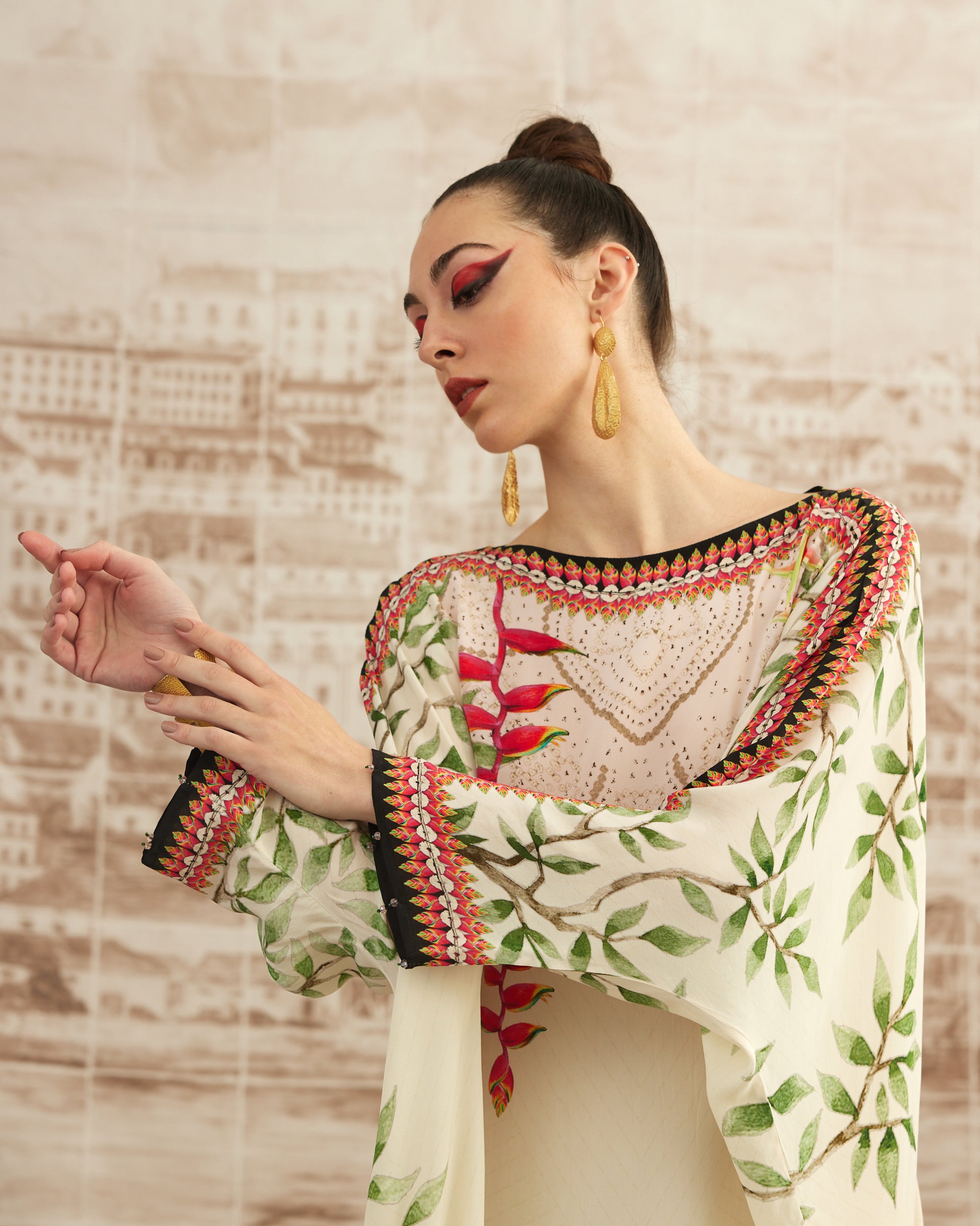 Love in Portofino (Heliconia) : Aayat - Ivory