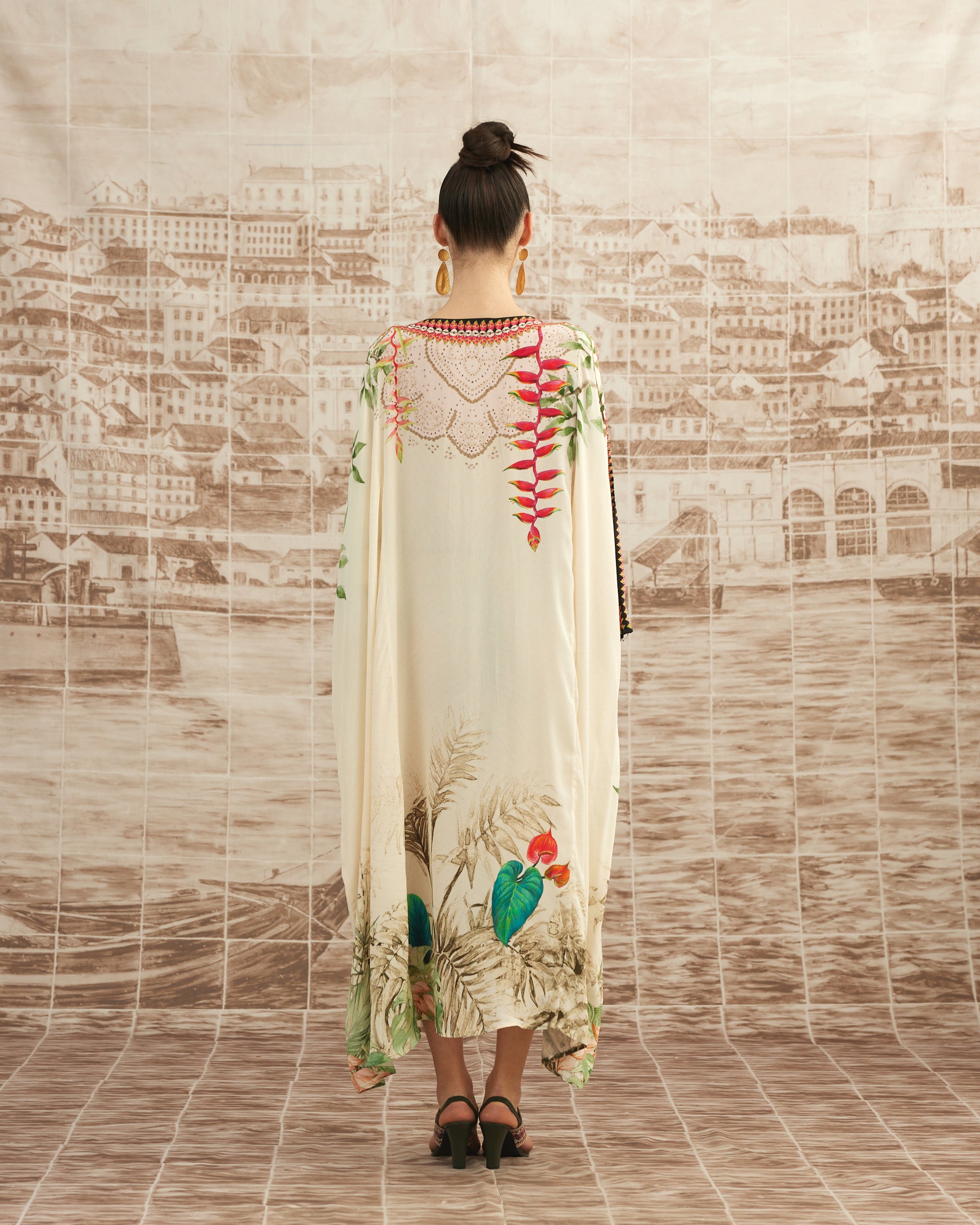 Love in Portofino (Heliconia) : Aayat - Ivory