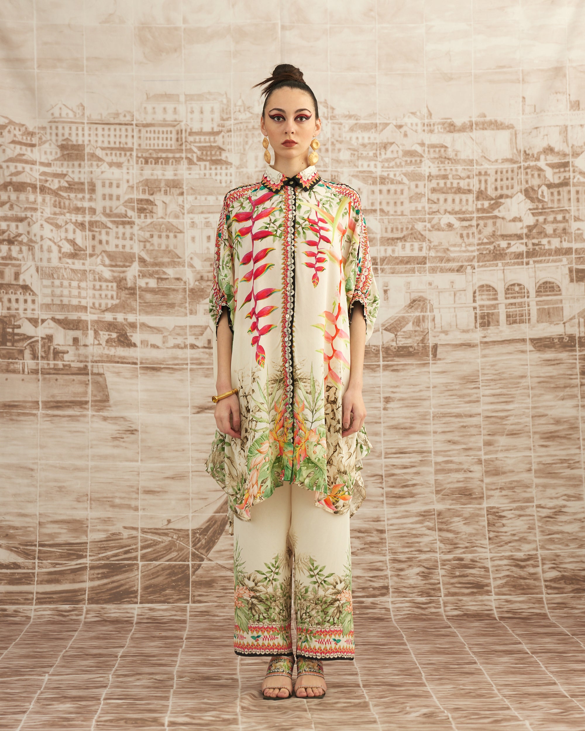 Love in Portofino (Heliconia) : Kamara - Ivory