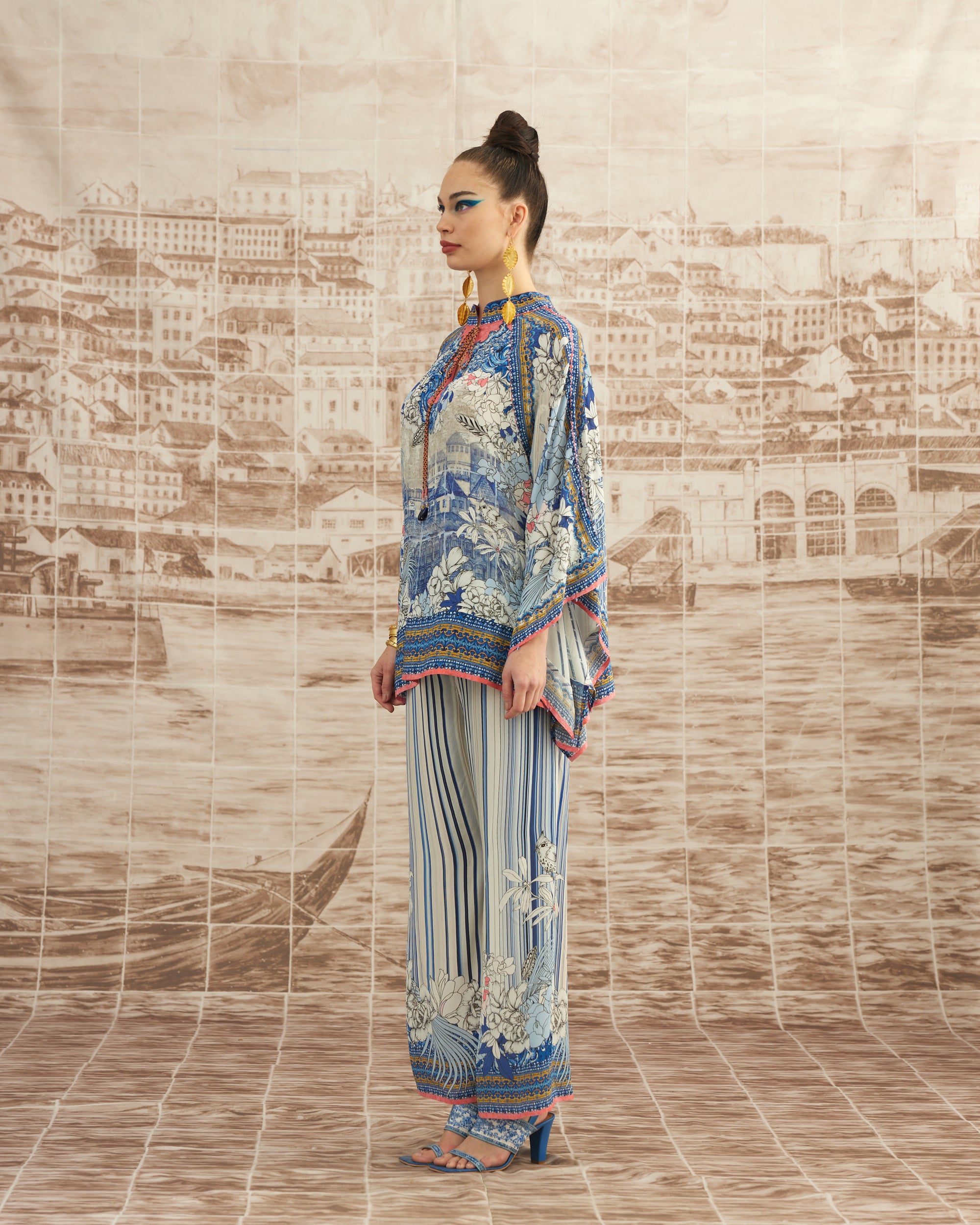Love in Portofino (Portofino) : Ramona - Blue/Coral