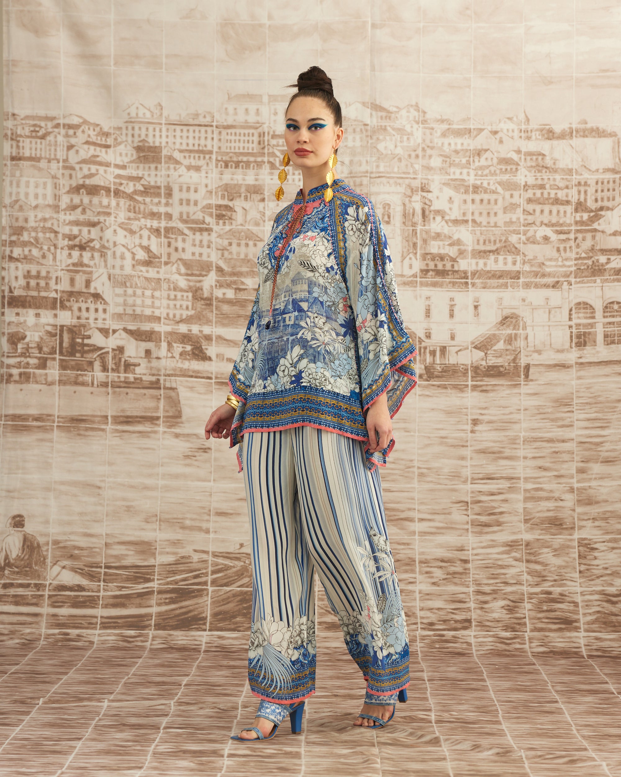 Love in Portofino (Portofino) : Ramona - Blue/Coral