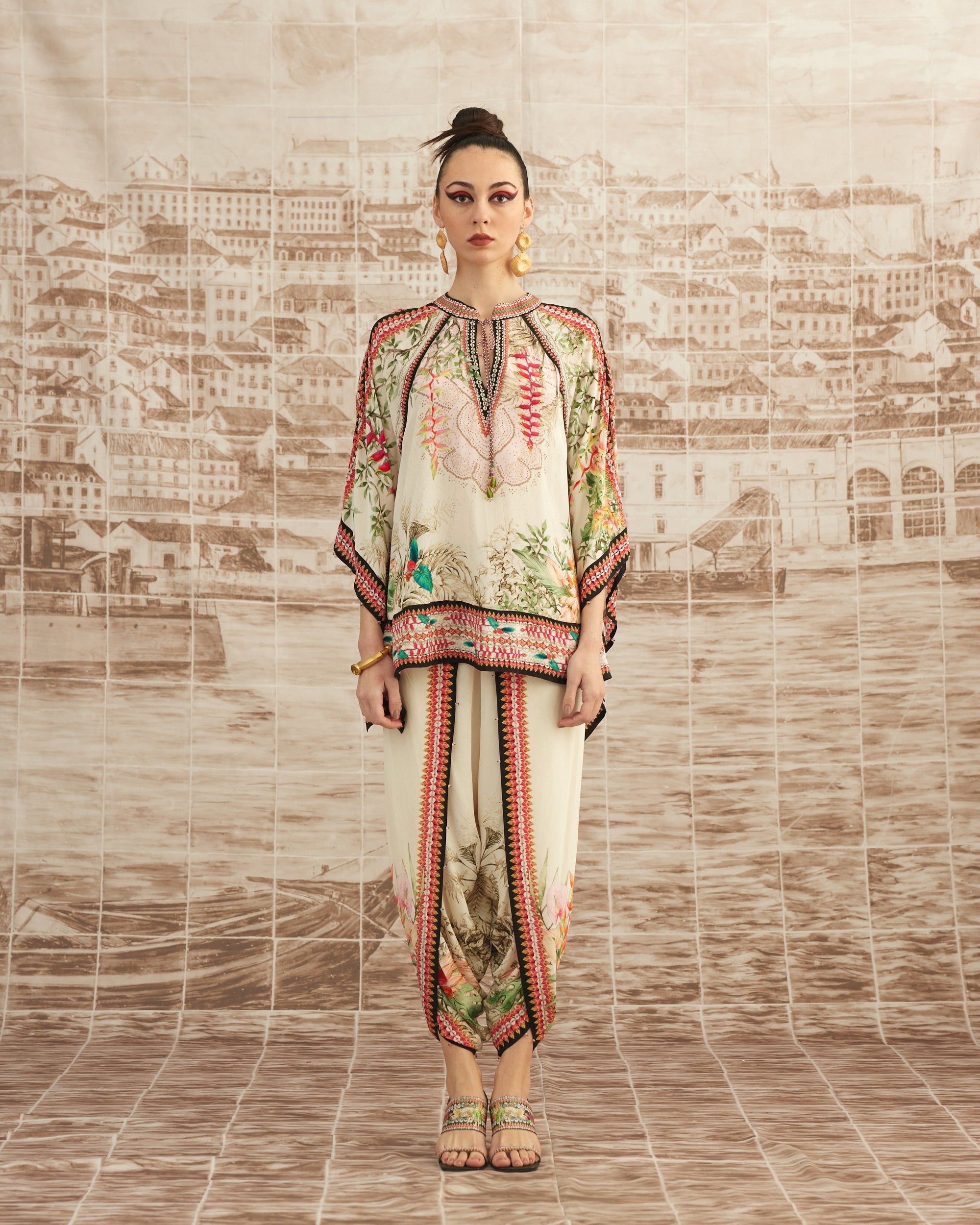 Love in Portofino (Heliconia) : Ramona Sonth - Ivory