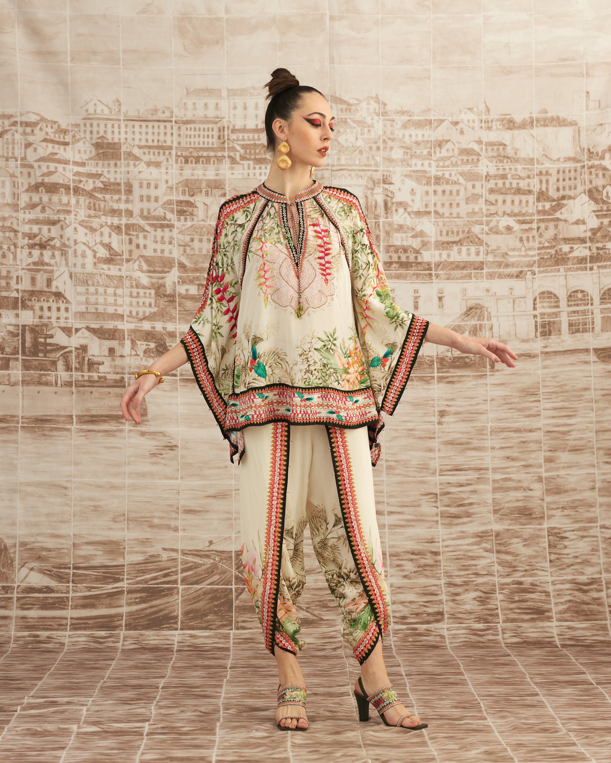 Love in Portofino (Heliconia) : Ramona Sonth - Ivory