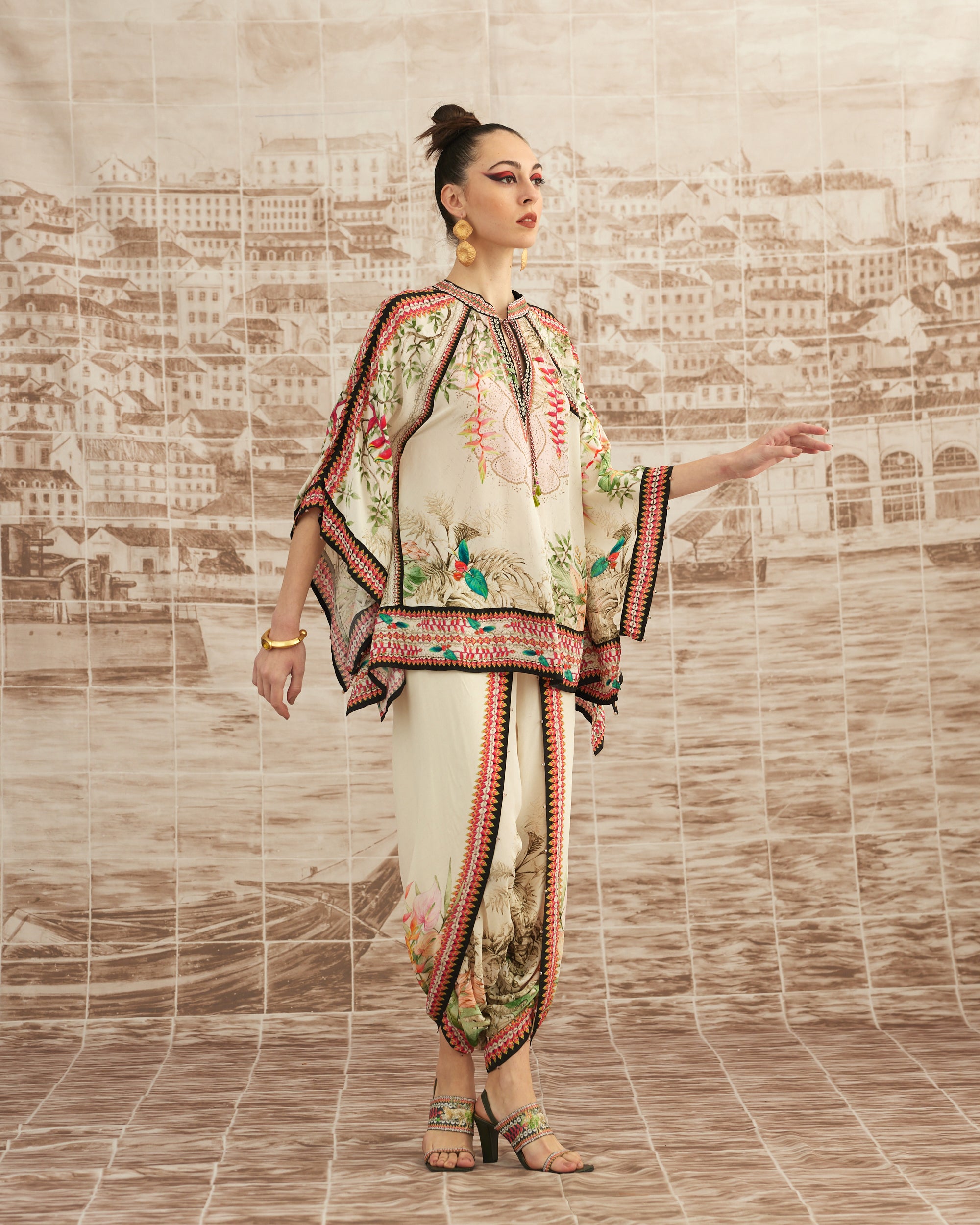 Love in Portofino (Heliconia) : Ramona Sonth - Ivory