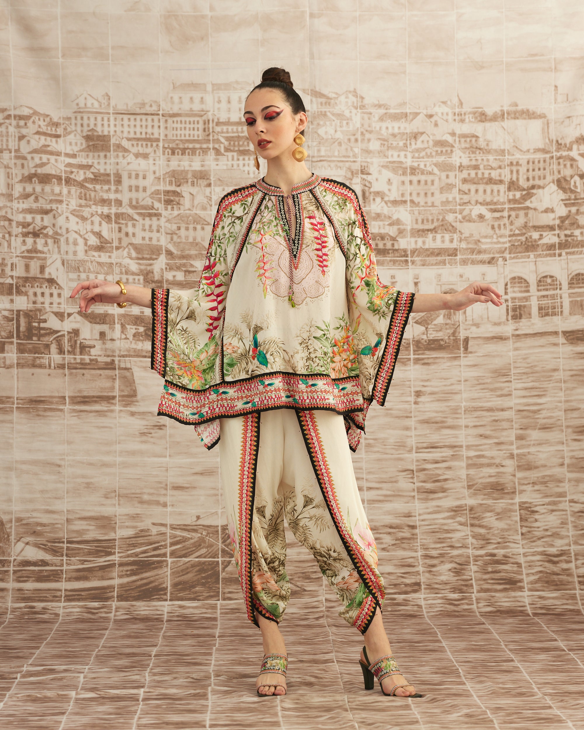 Love in Portofino (Heliconia) : Ramona Sonth - Ivory
