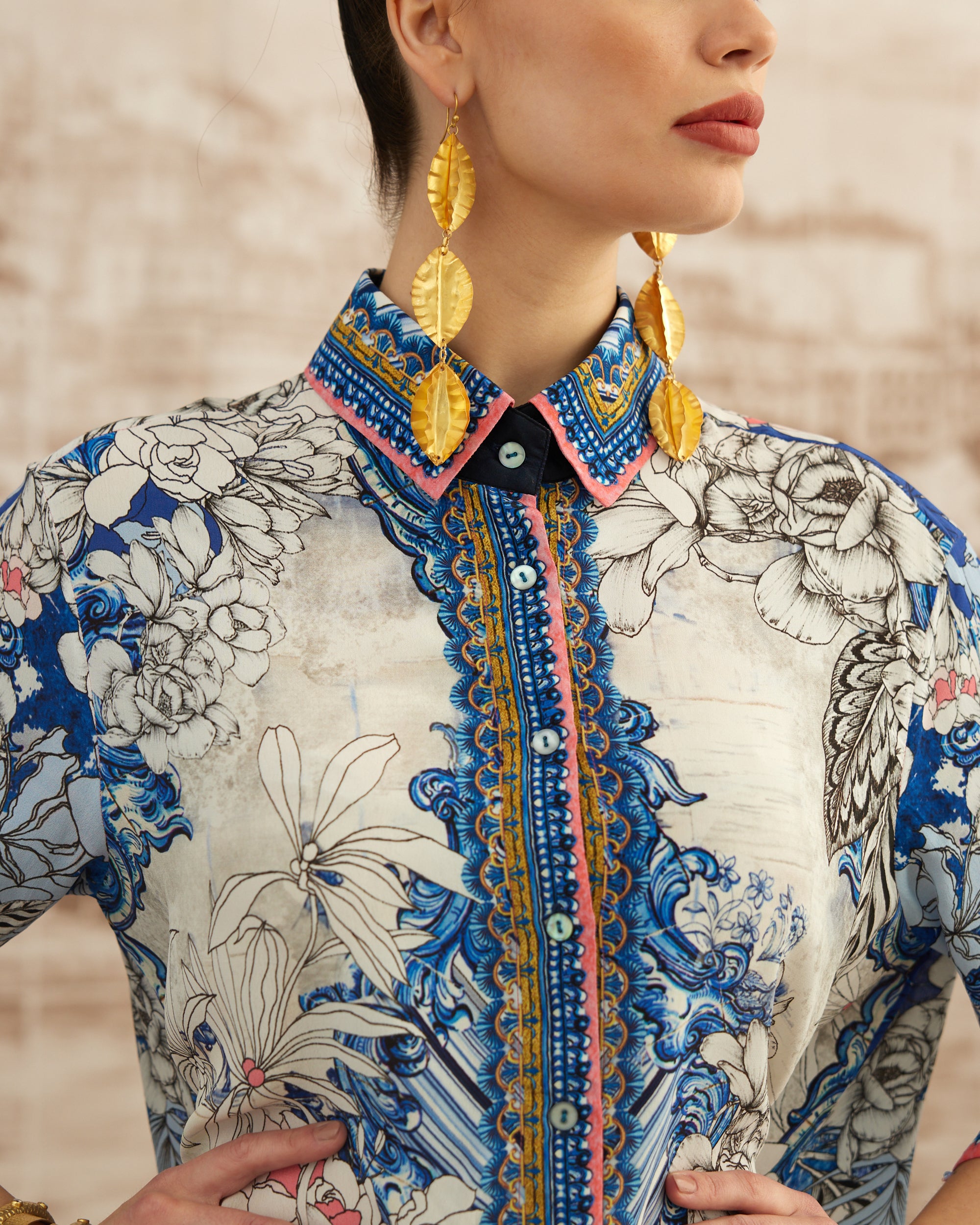 Love in Portofino (Portofino) : Maizah - Blue/Coral