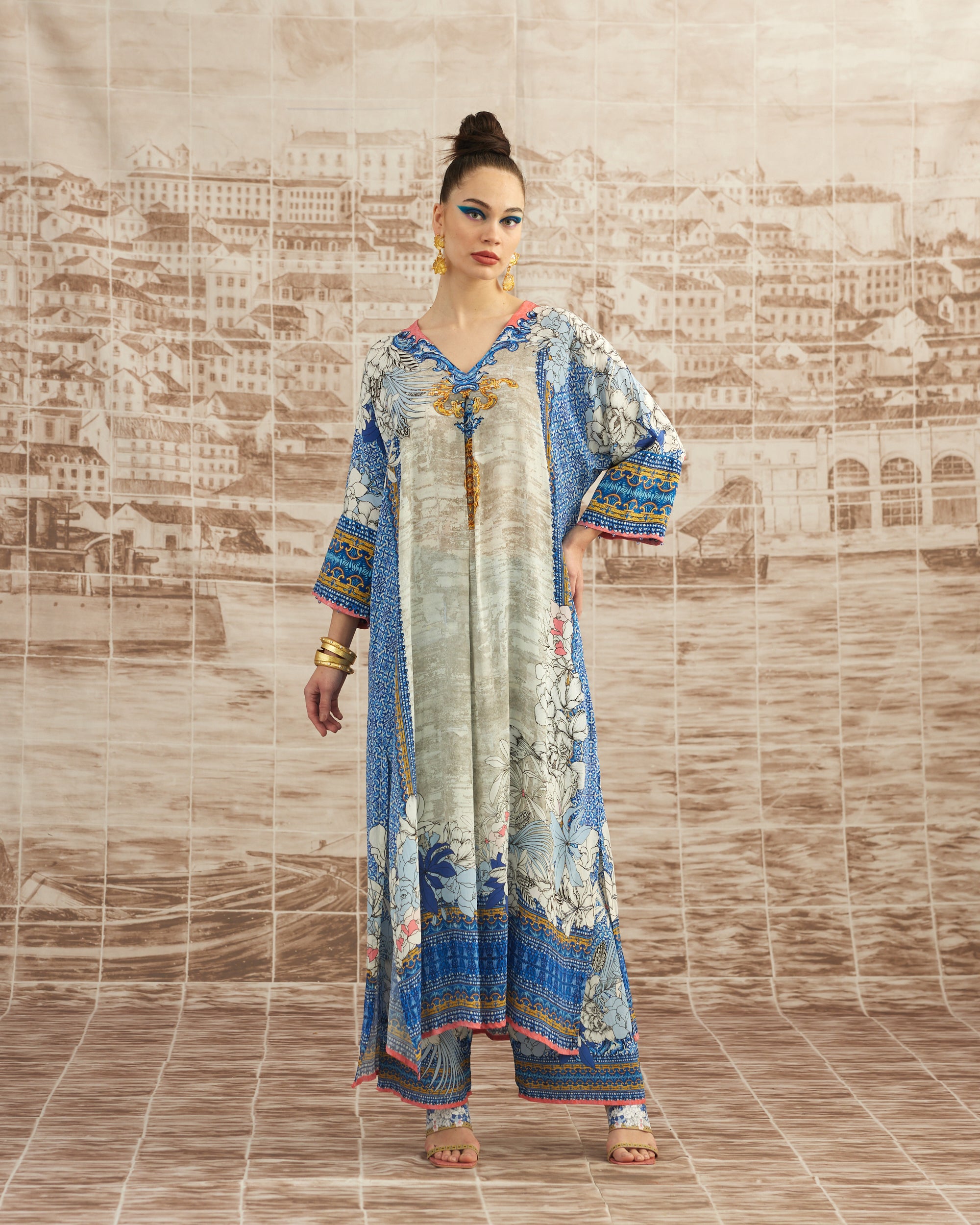 Love in Portofino (Portofino) : Banera - Blue/Coral