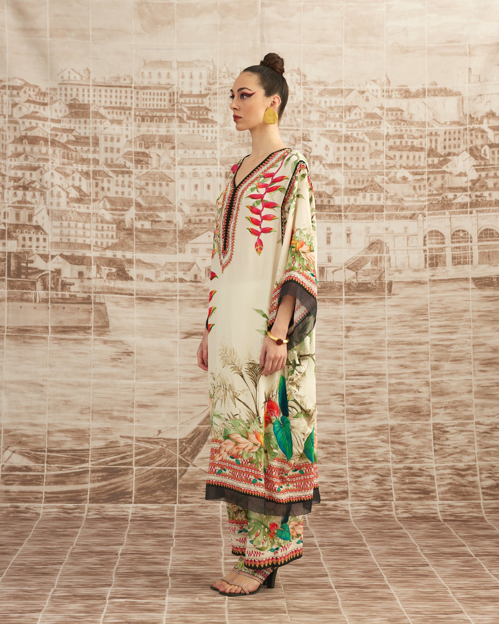 Love in Portofino (Heliconia) : Olivia - Ivory