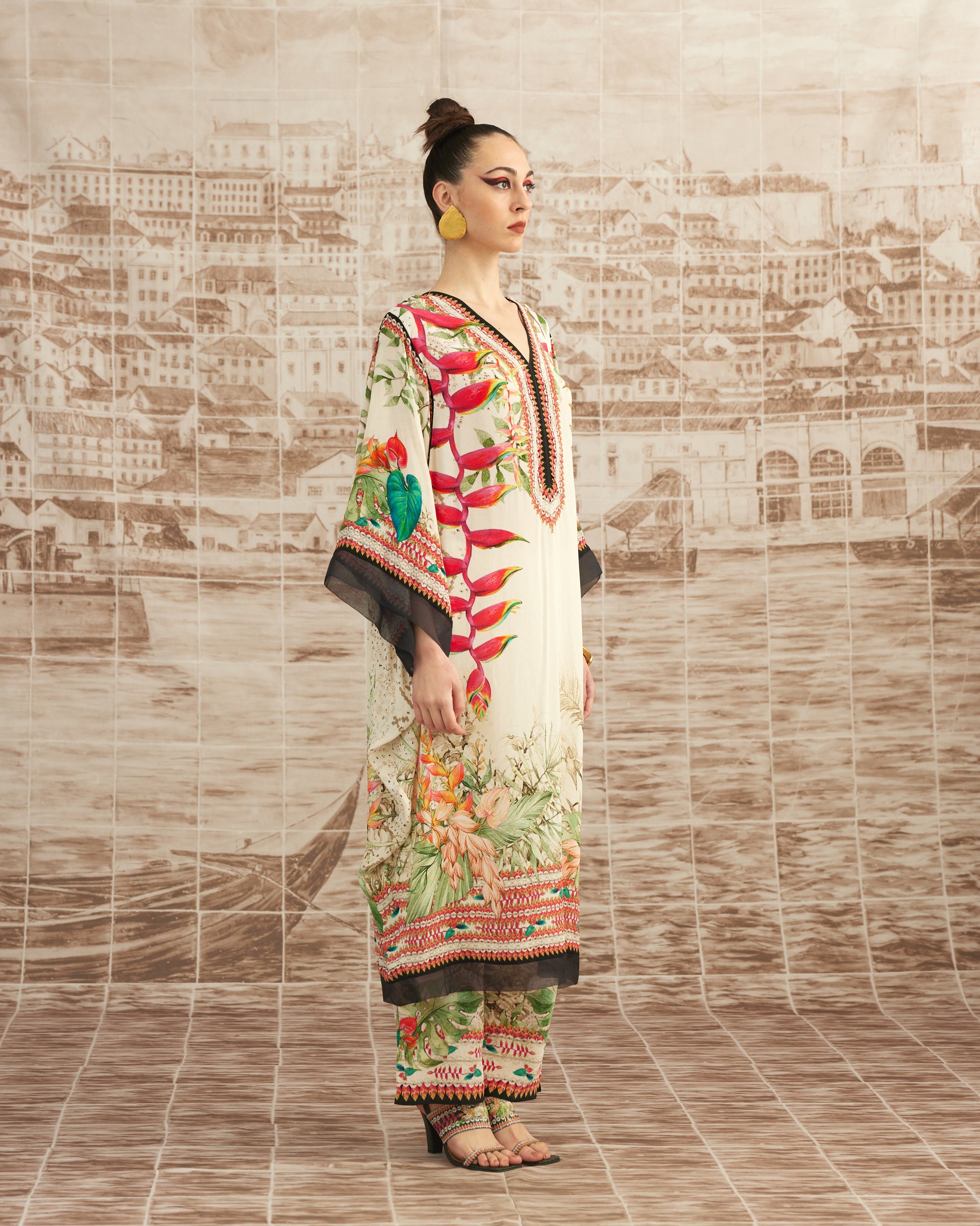 Love in Portofino (Heliconia) : Olivia - Ivory