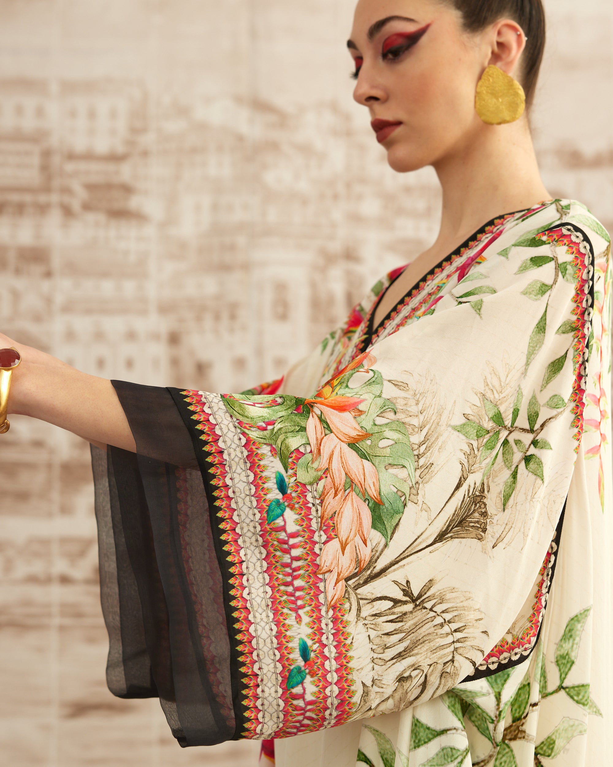 Love in Portofino (Heliconia) : Olivia - Ivory
