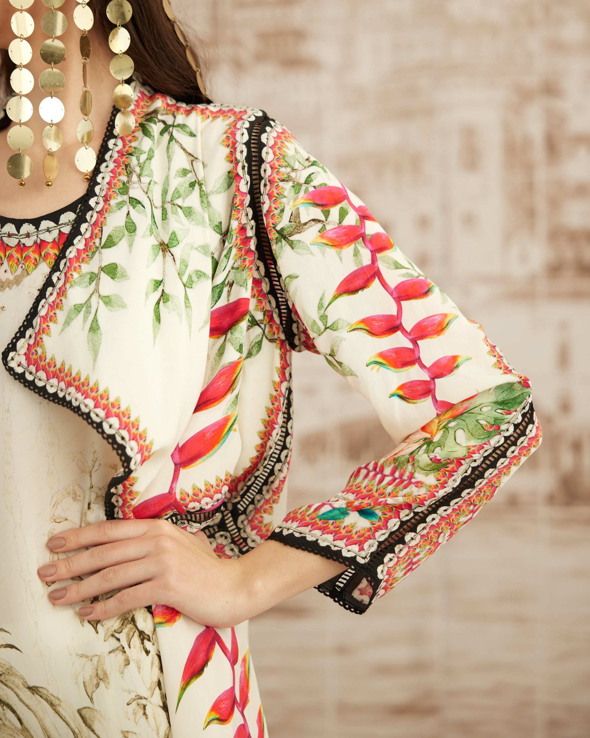 Love in Portofino (Heliconia) : Ursula - Ivory