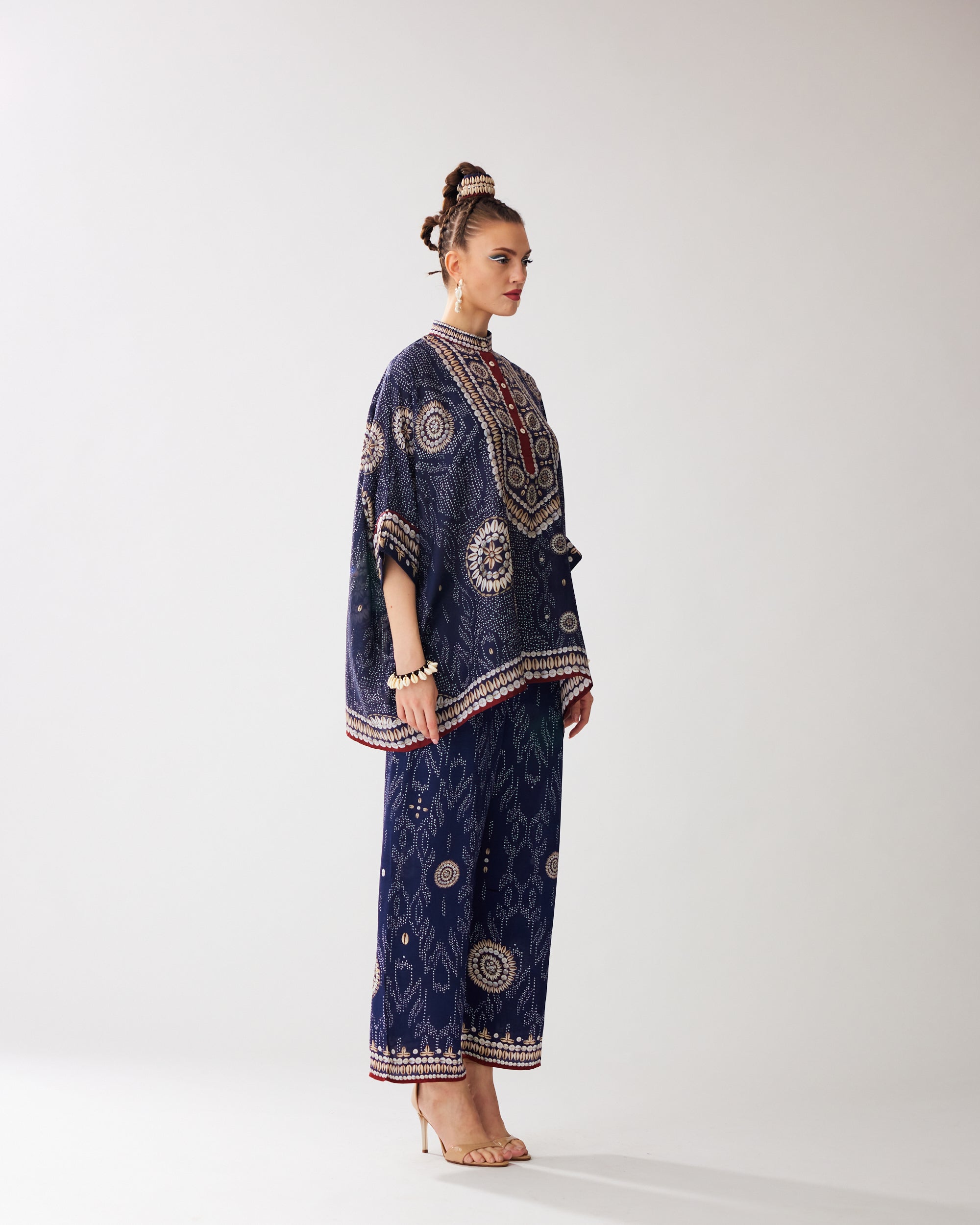 Zohra : Chanel - Navy