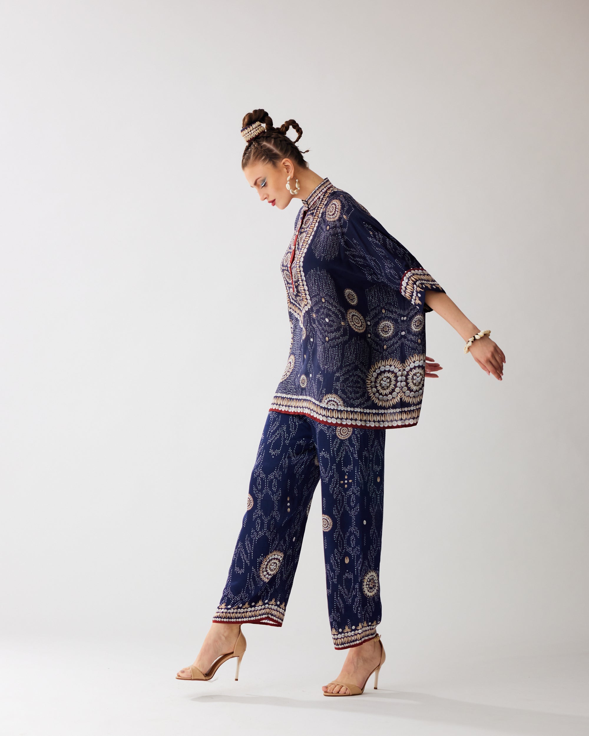 Zohra : Chanel - Navy