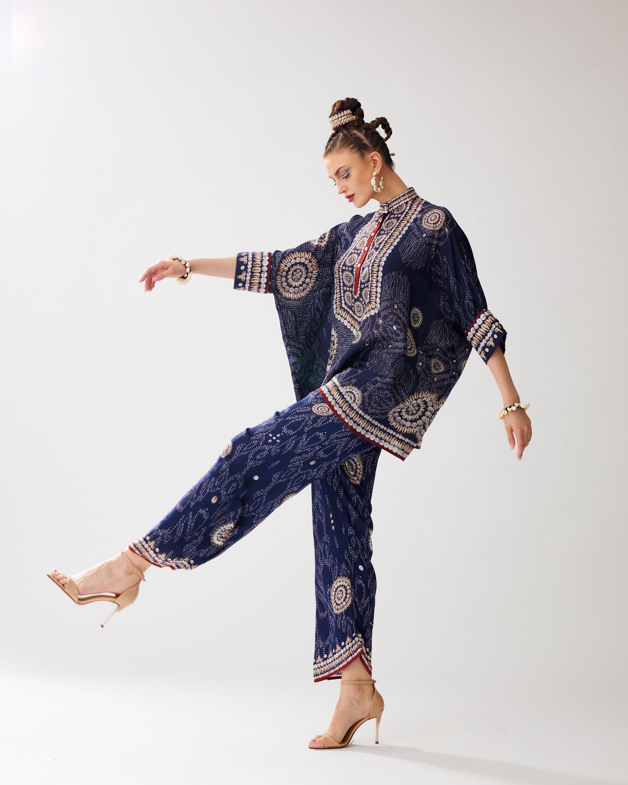 Zohra : Chanel - Navy