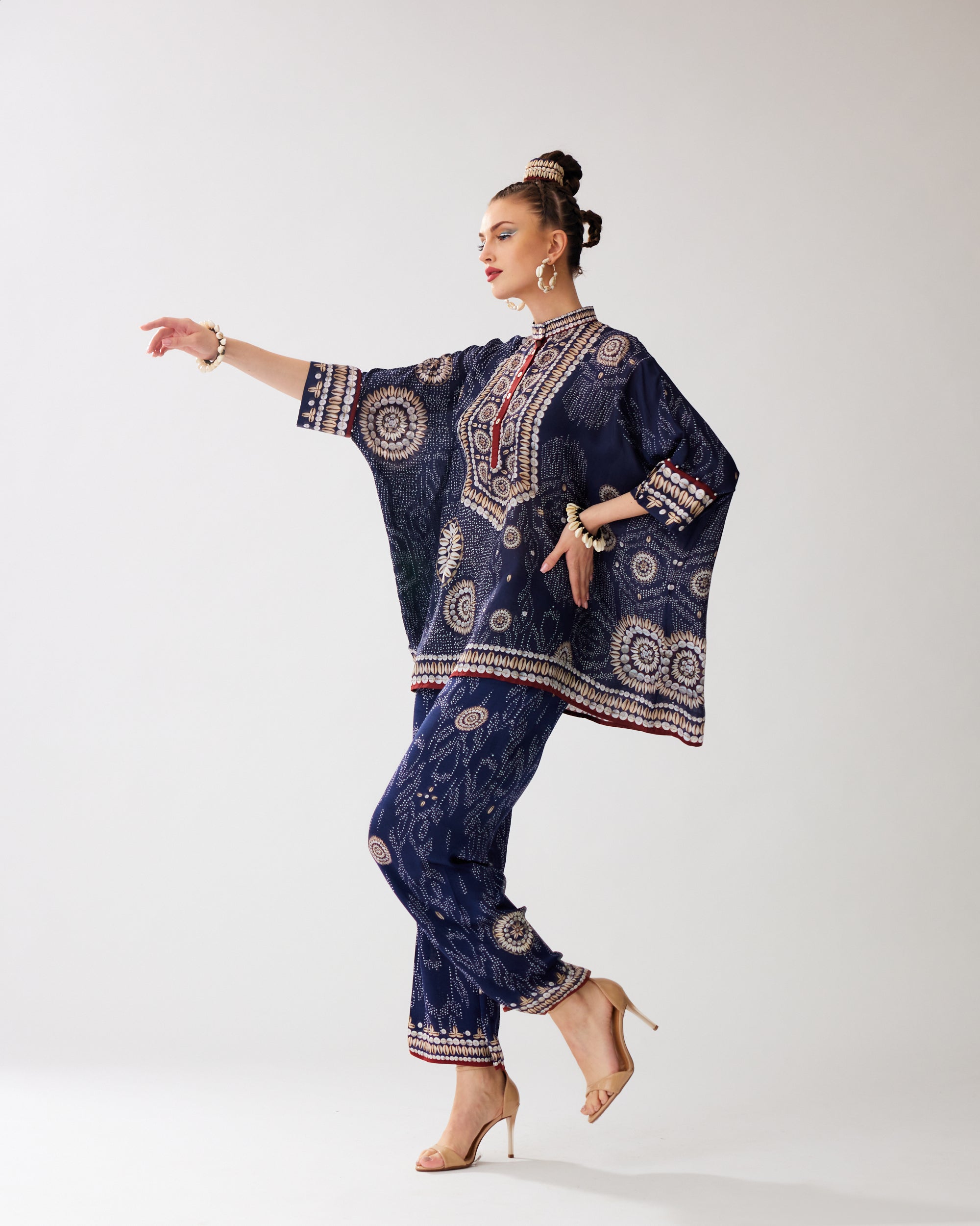 Zohra : Chanel - Navy