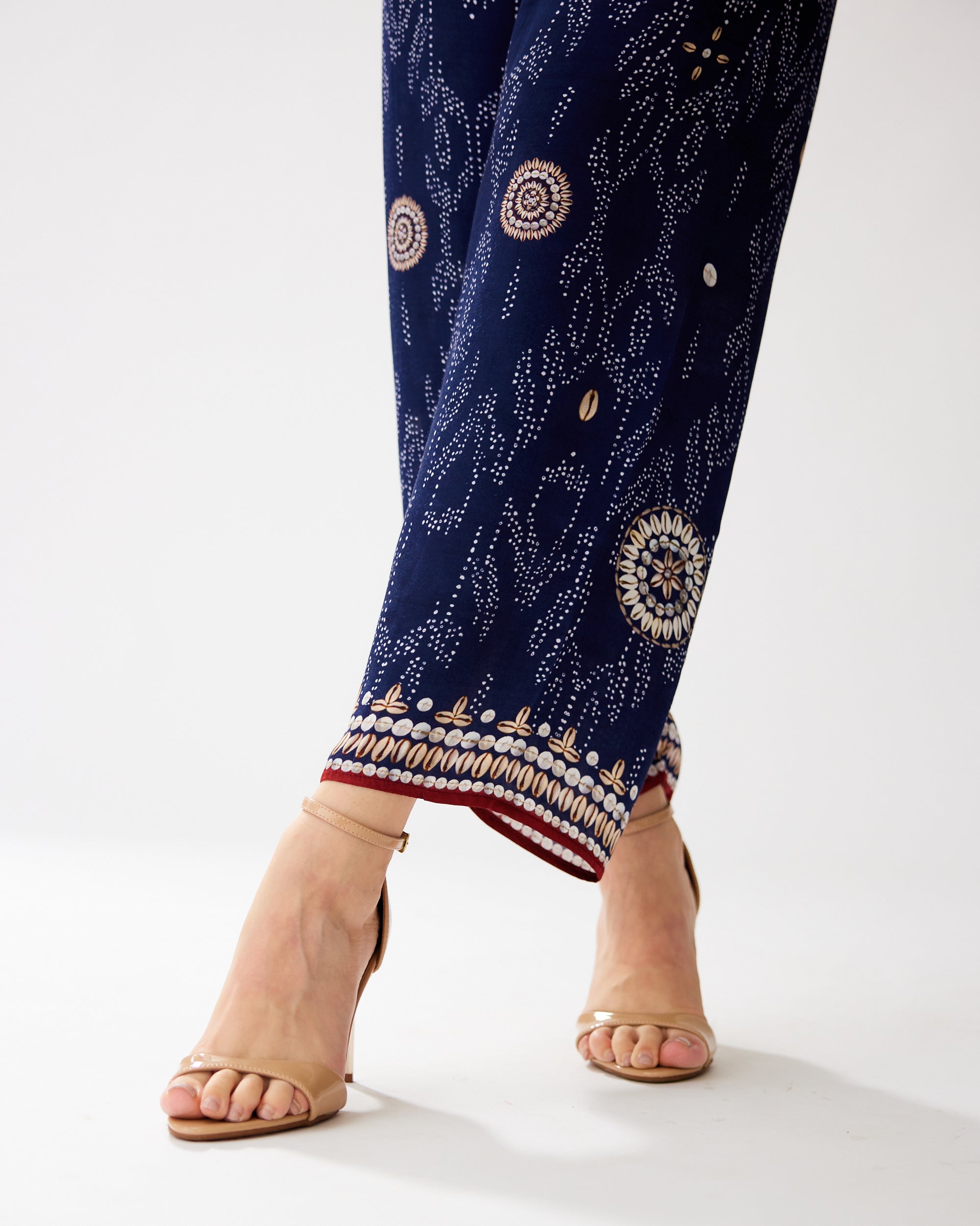 Zohra : Chanel - Navy