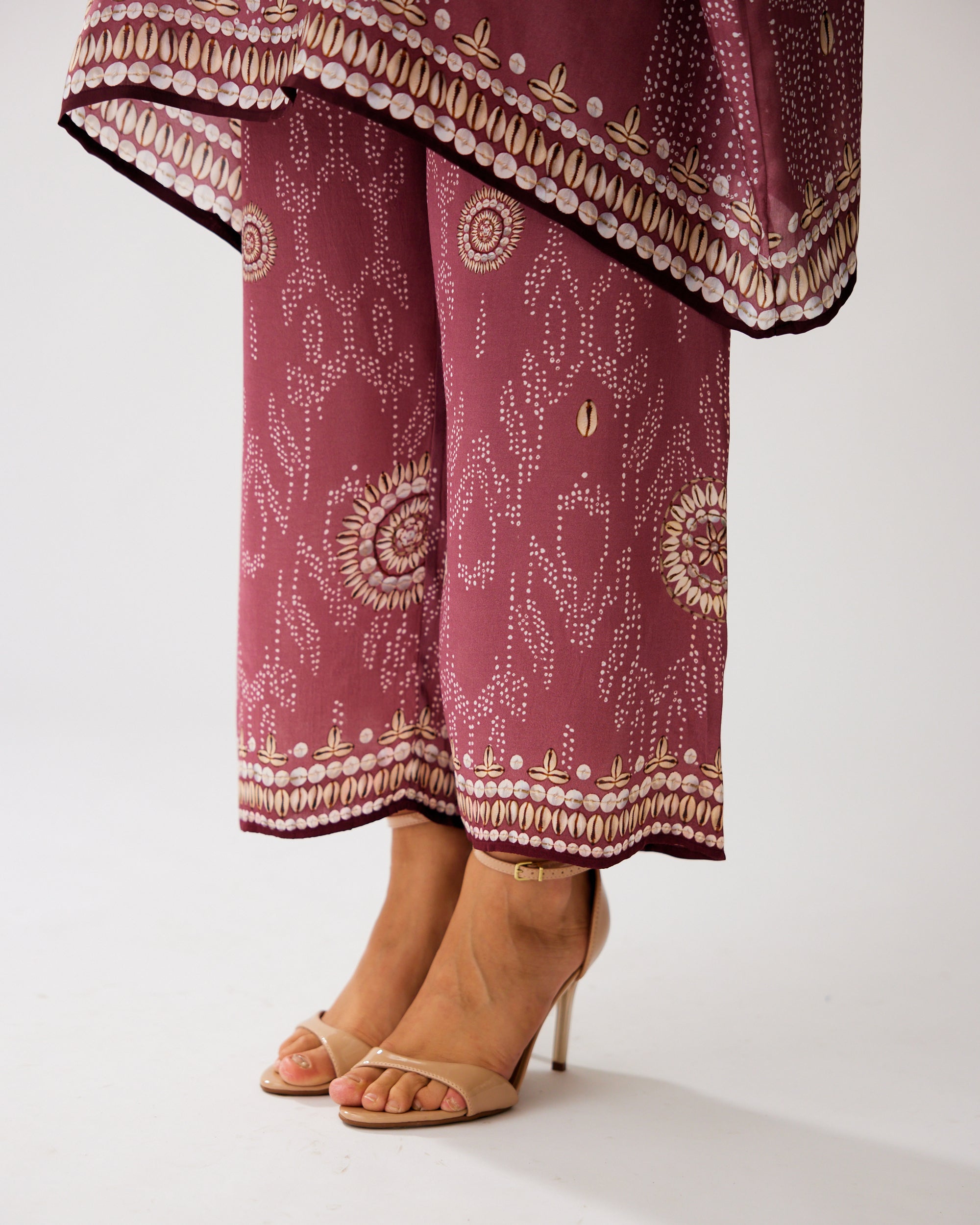 Zohra : Chanel 36" - Vintage Rose