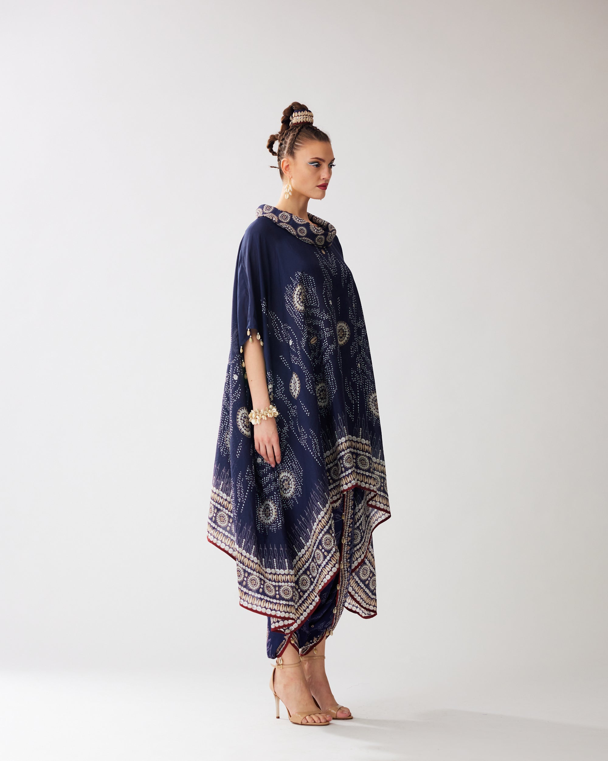 Zohra : Lavanya/Sonth - Navy
