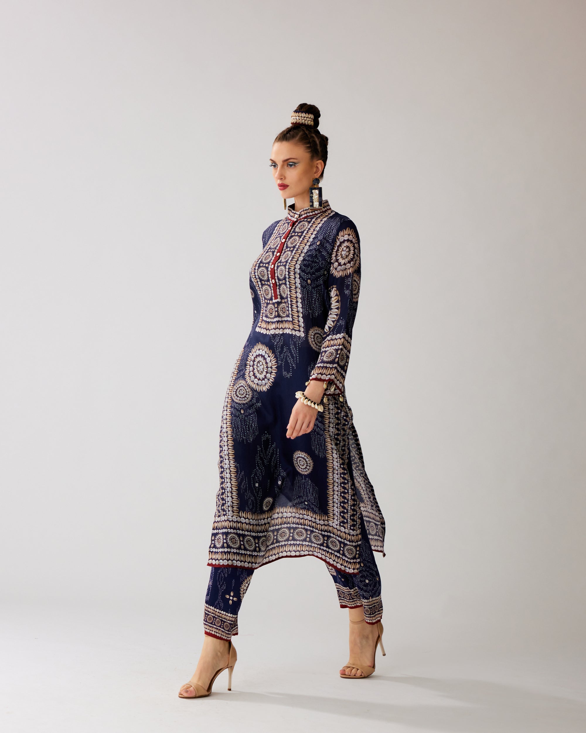Zohra : Champa - Navy