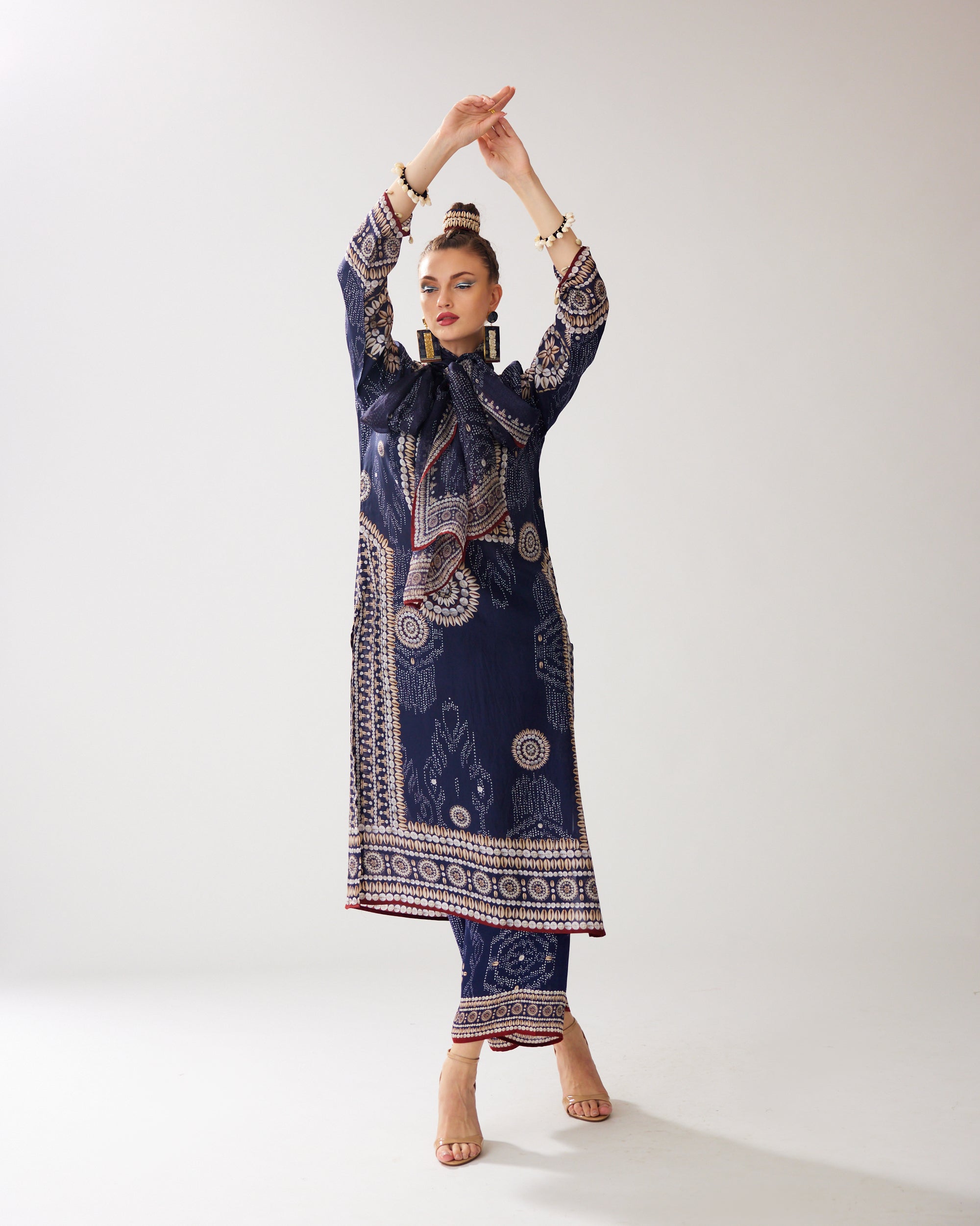 Zohra : Champa - Navy