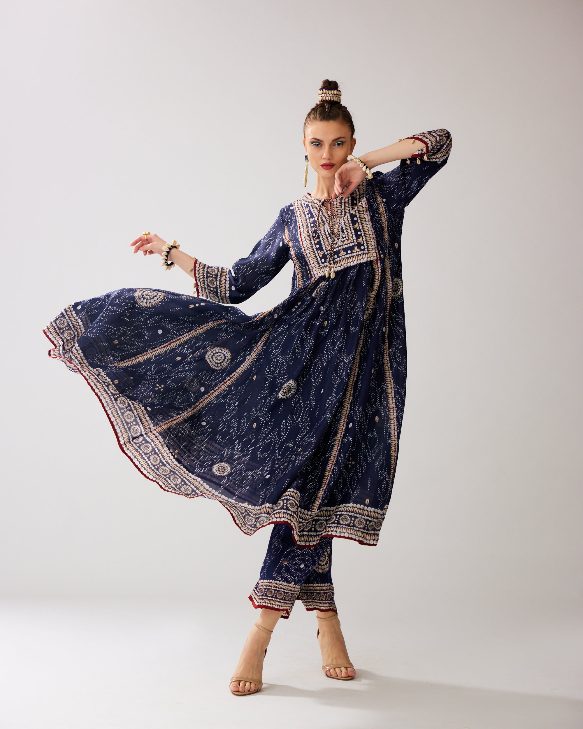 Zohra : Anisha - Navy