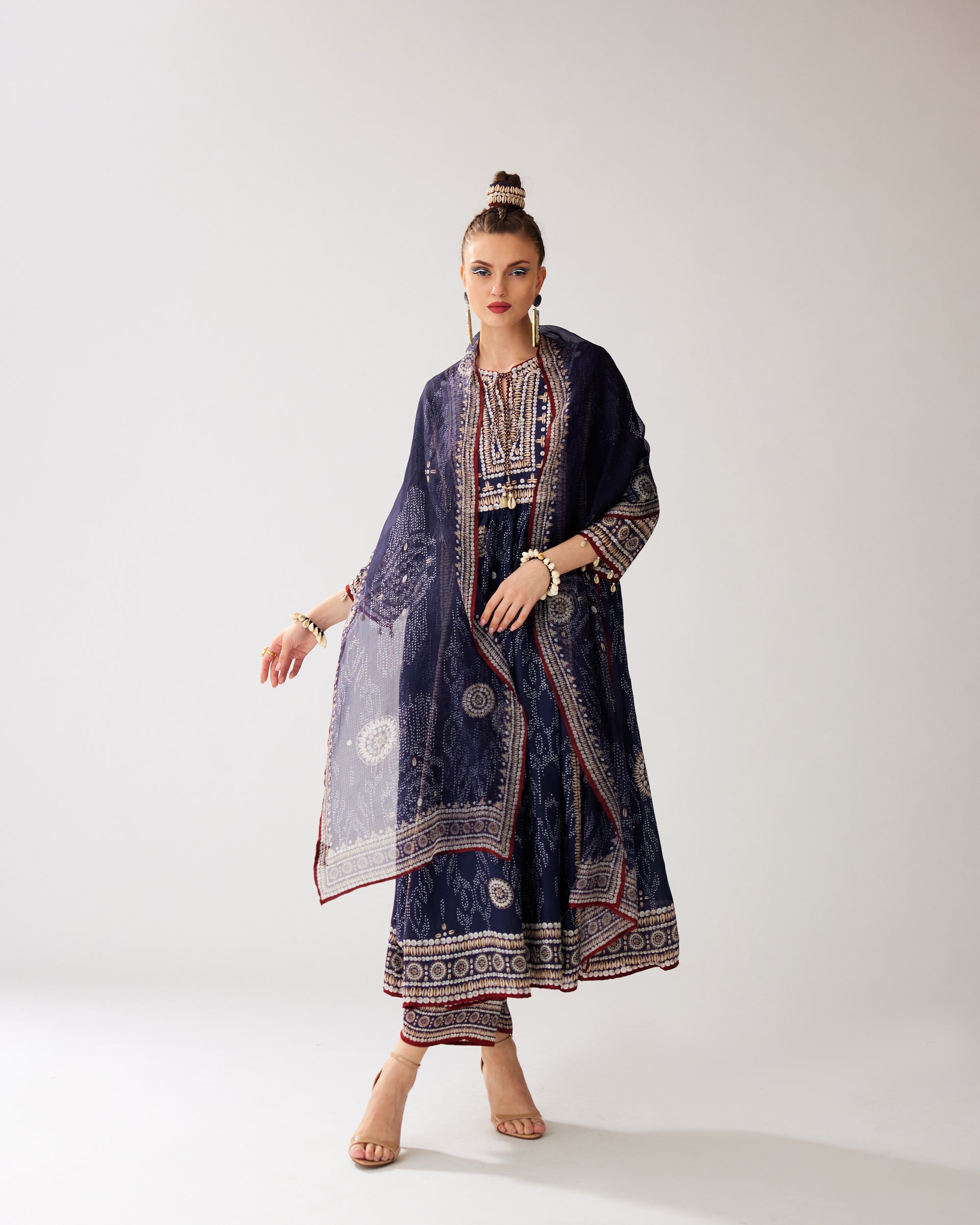 Zohra : Anisha - Navy