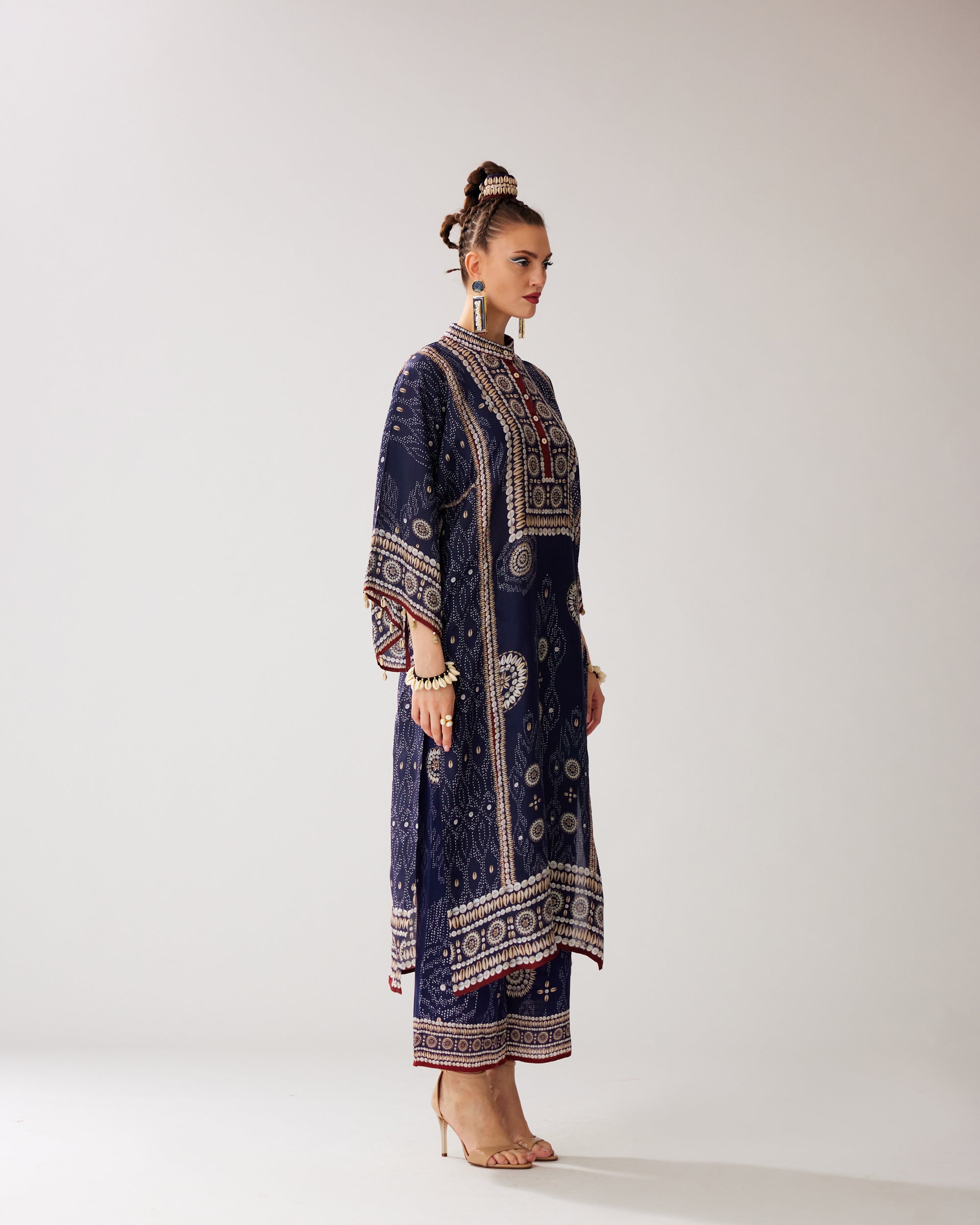 Zohra : Gayatri - Navy