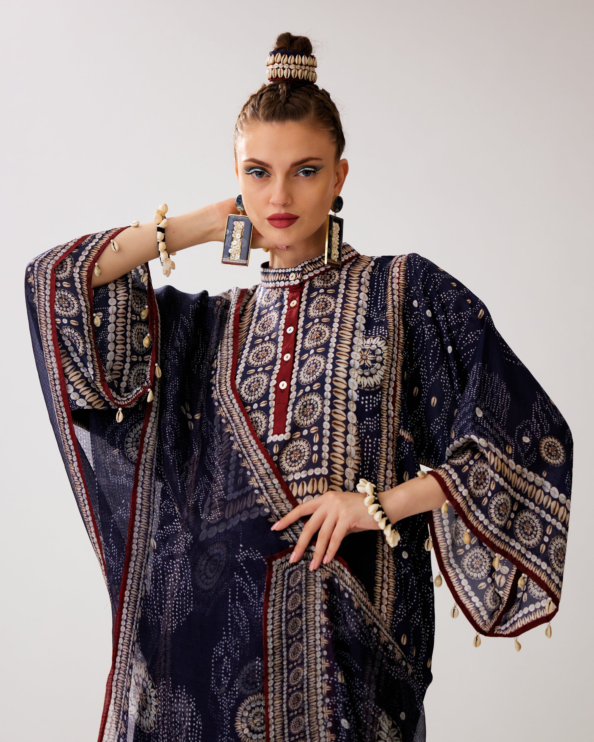 Zohra : Gayatri - Navy