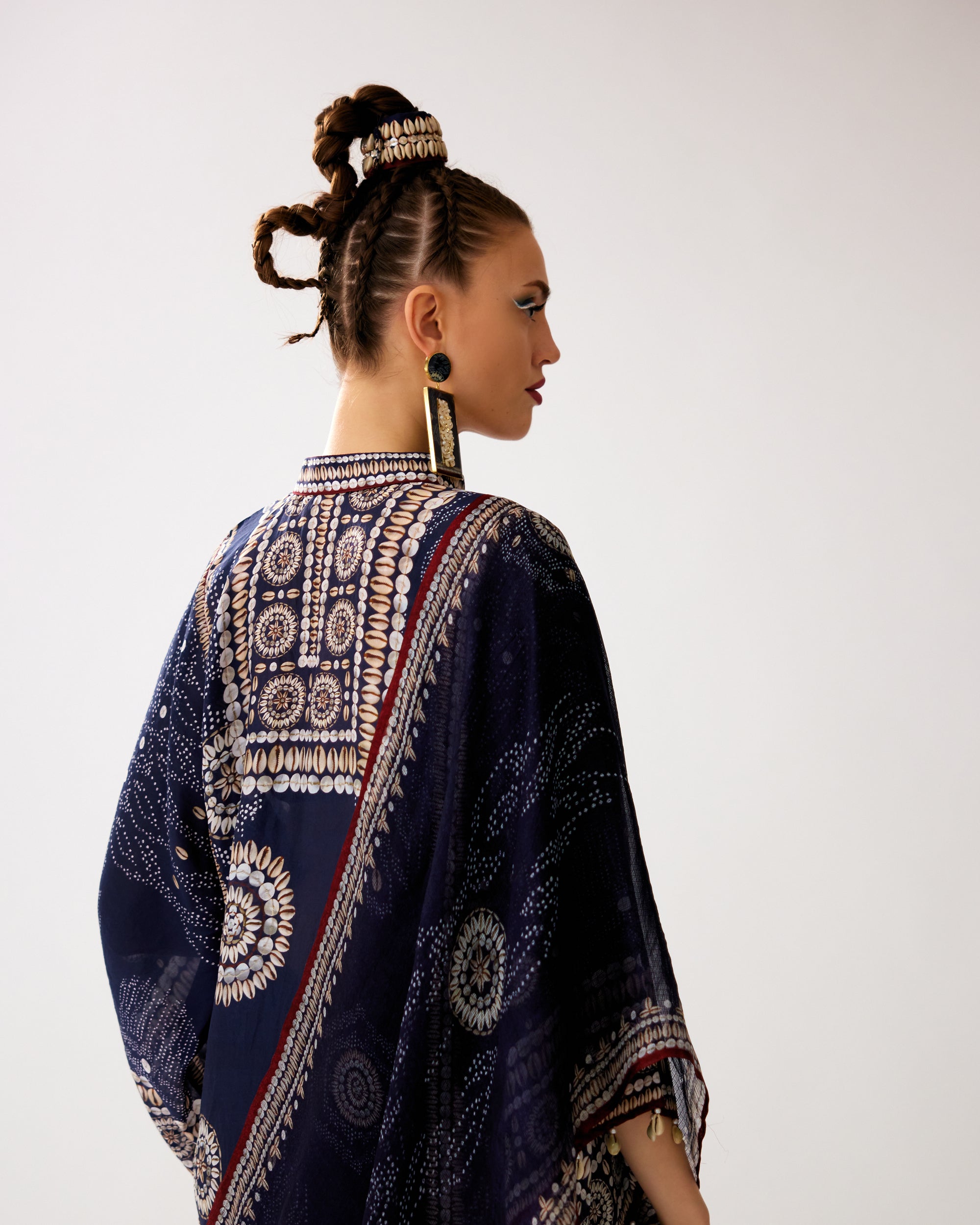 Zohra : Gayatri - Navy