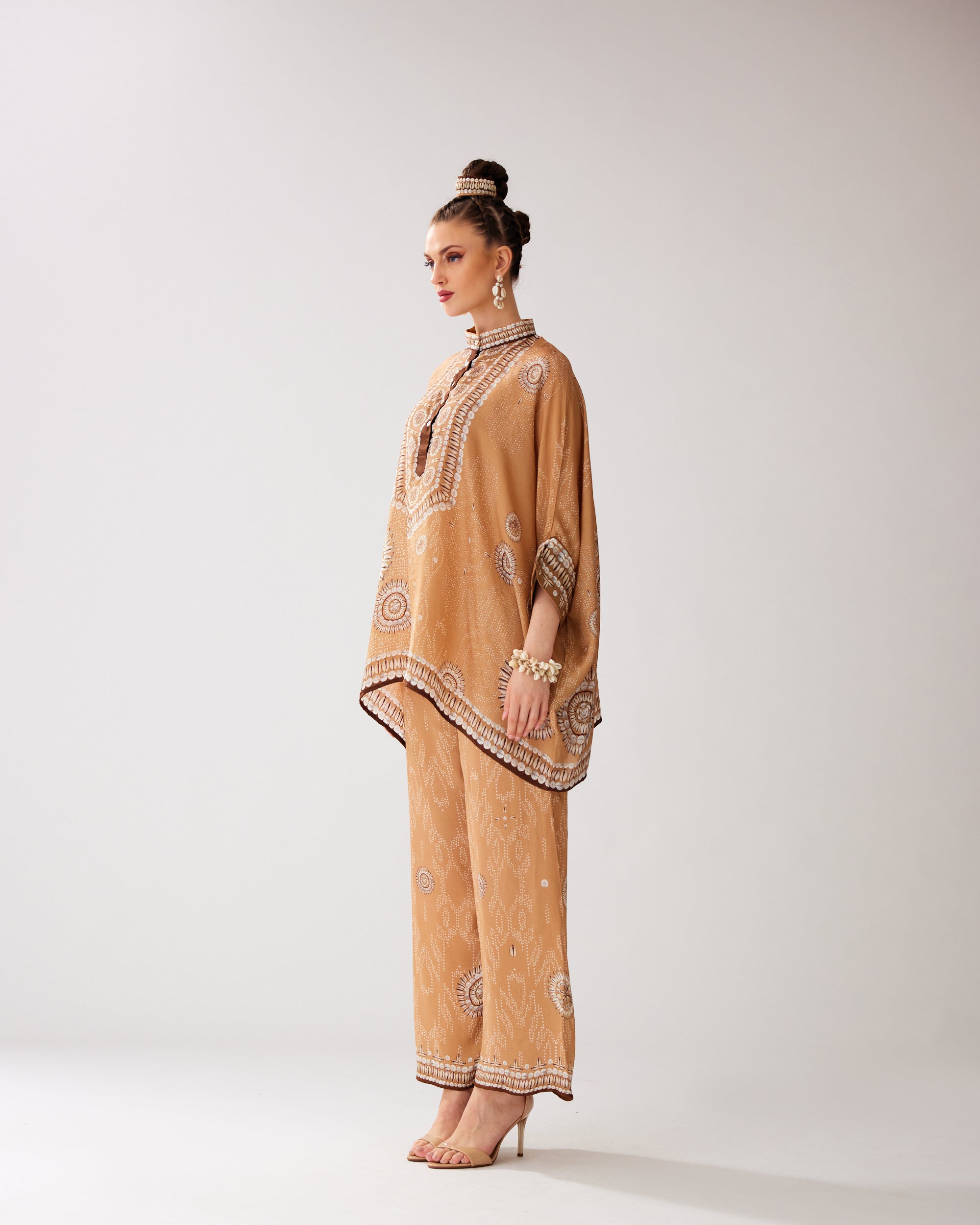 Zohra : Chanel - Caramel