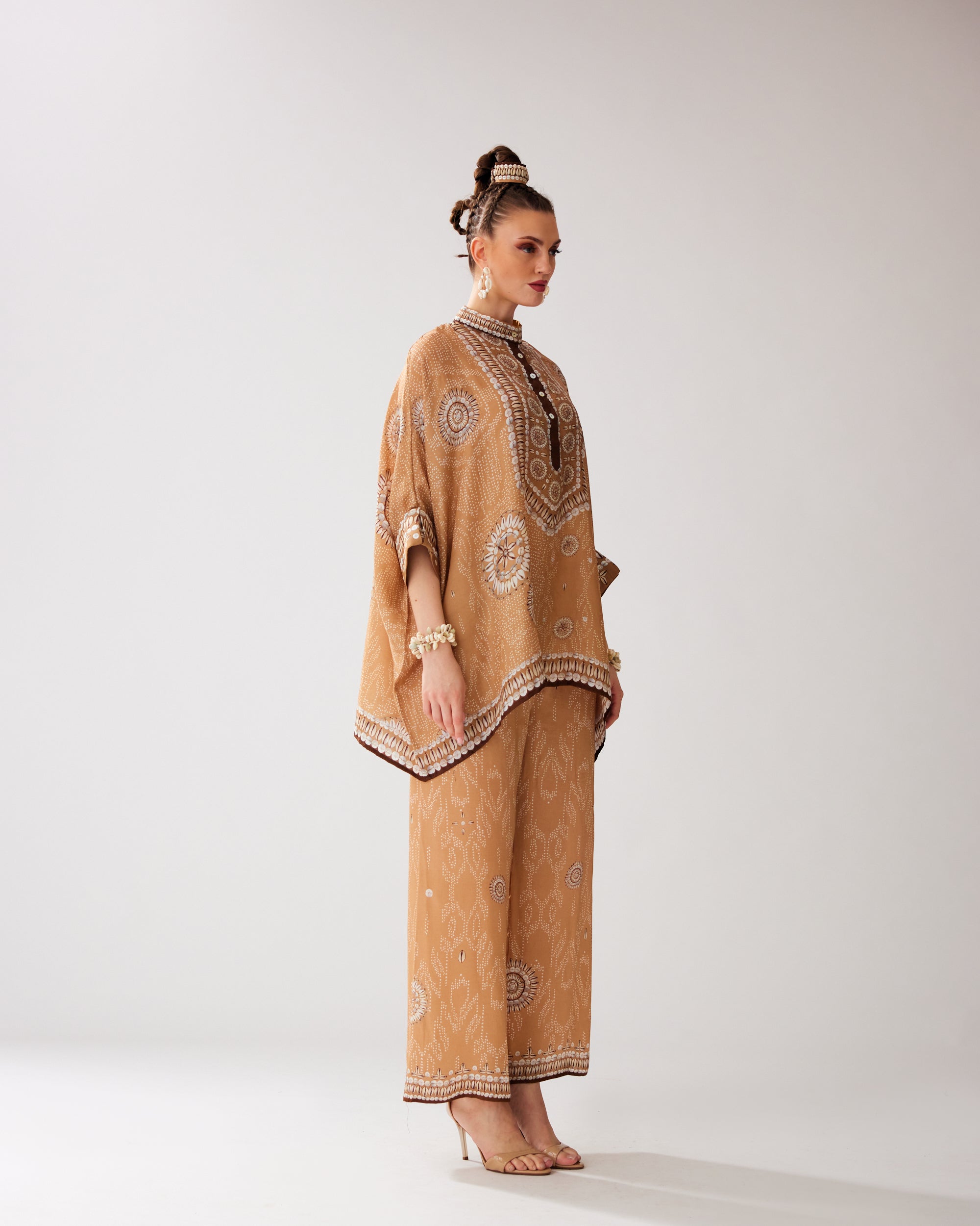 Zohra : Chanel - Caramel