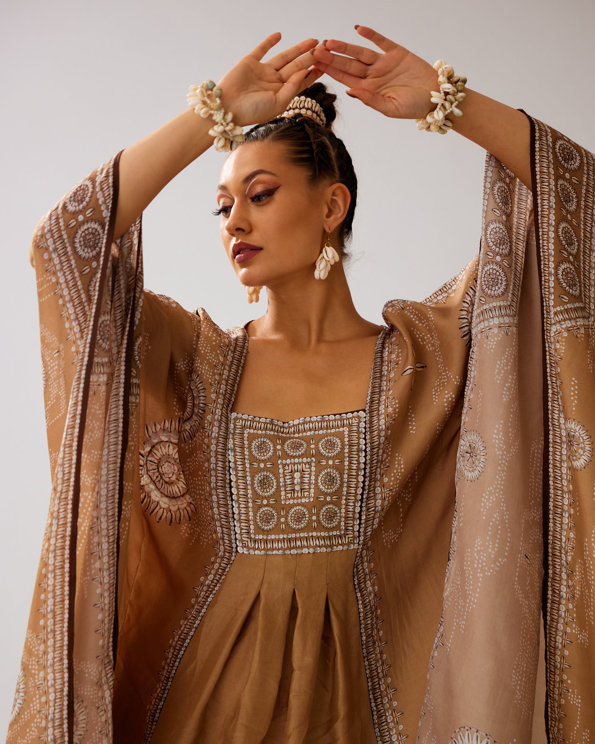 Zohra : Yolanda - Caramel