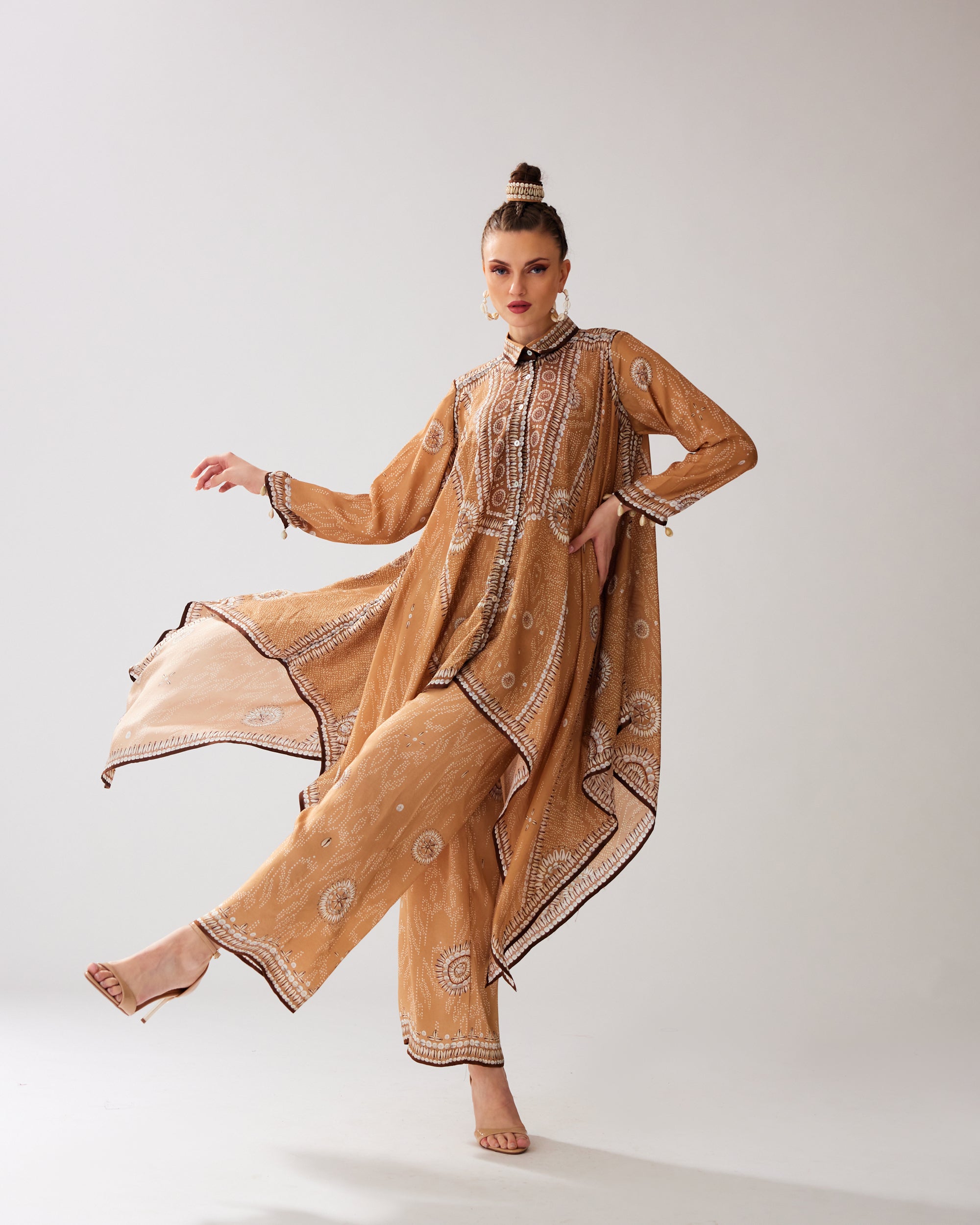 Zohra : Shibani - Caramel