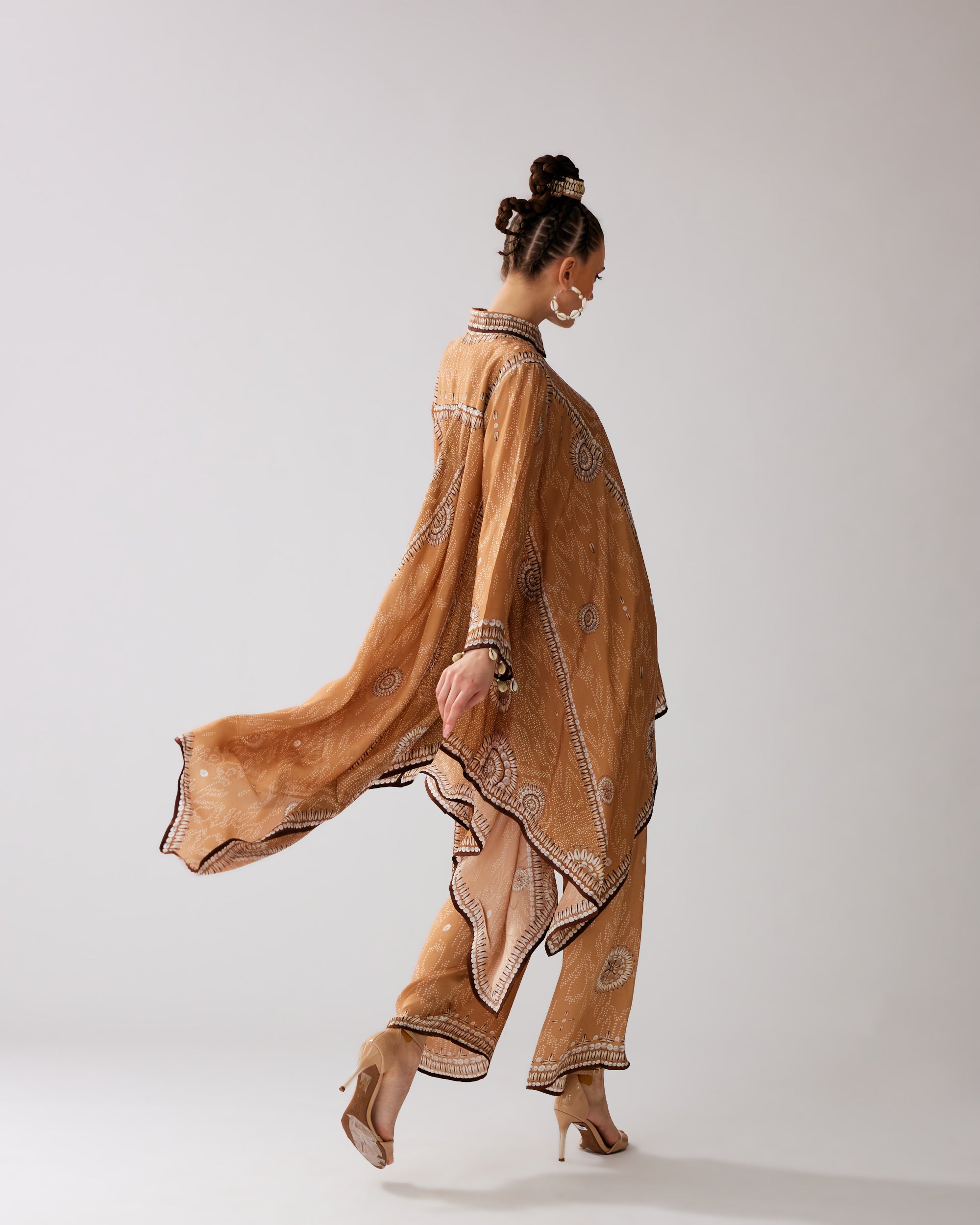 Zohra : Shibani - Caramel