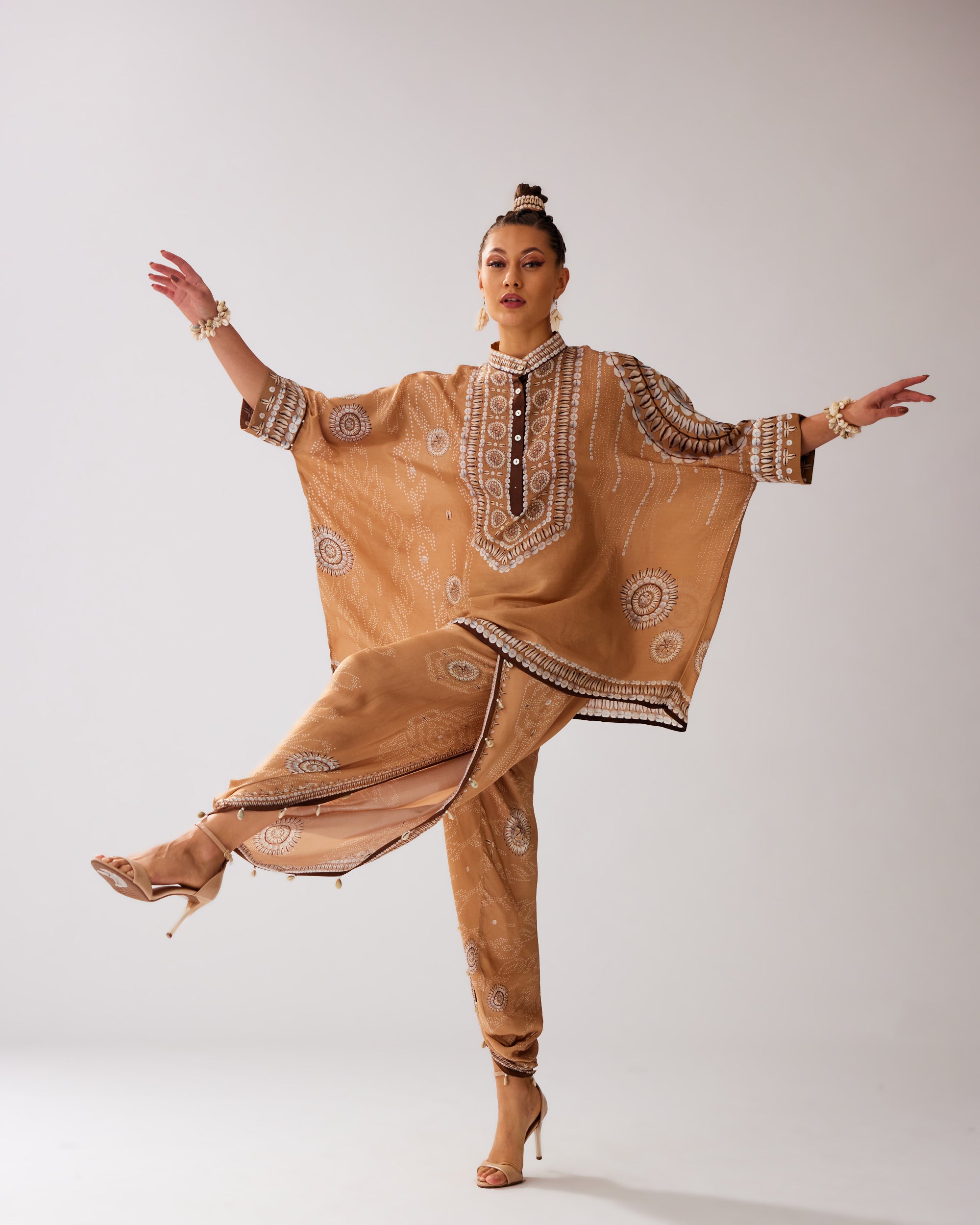 Zohra : Chanel/Sonth - Caramel