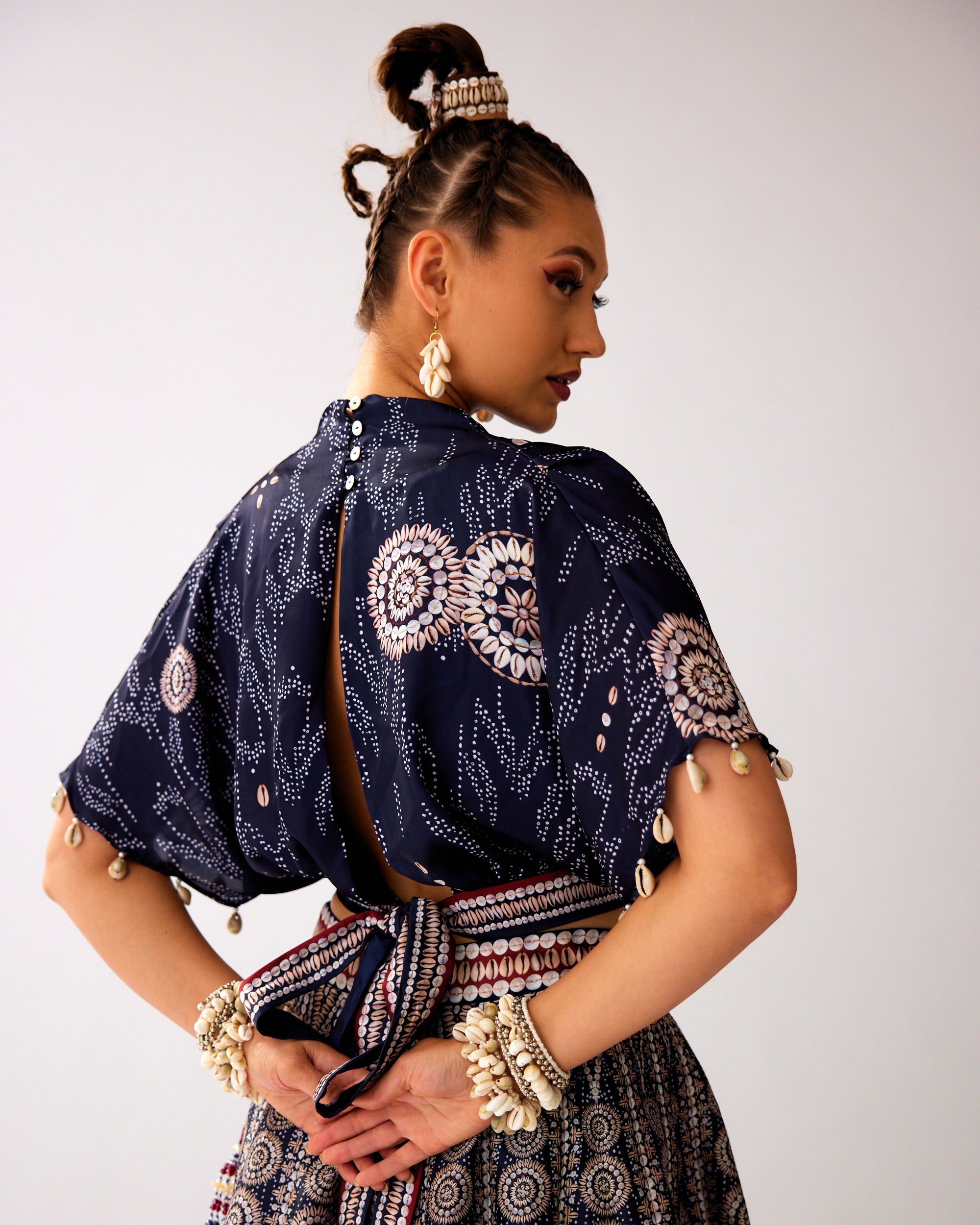 Zohra : Varsha Leela - Navy/Red