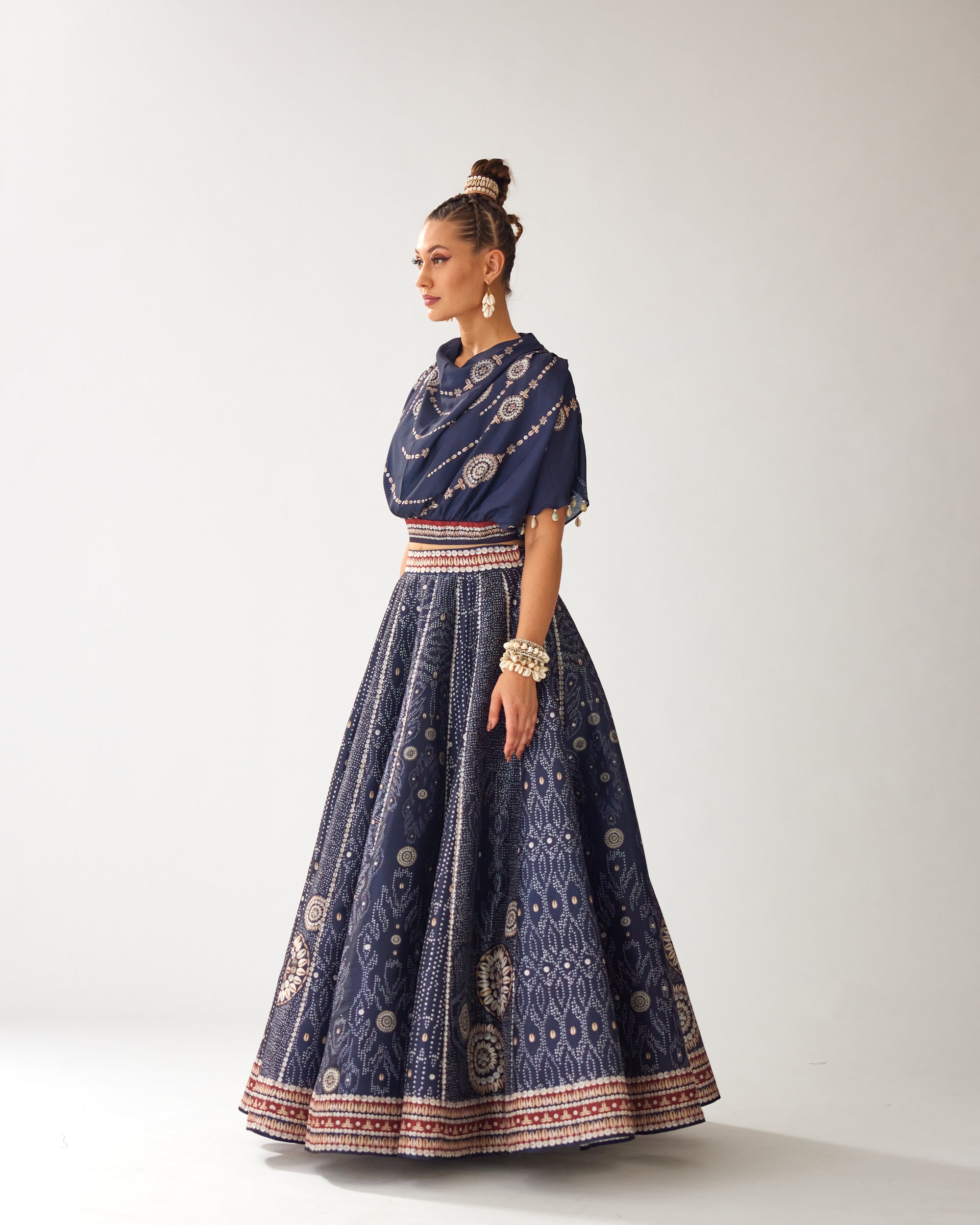 Zohra : Varsha Leela - Navy
