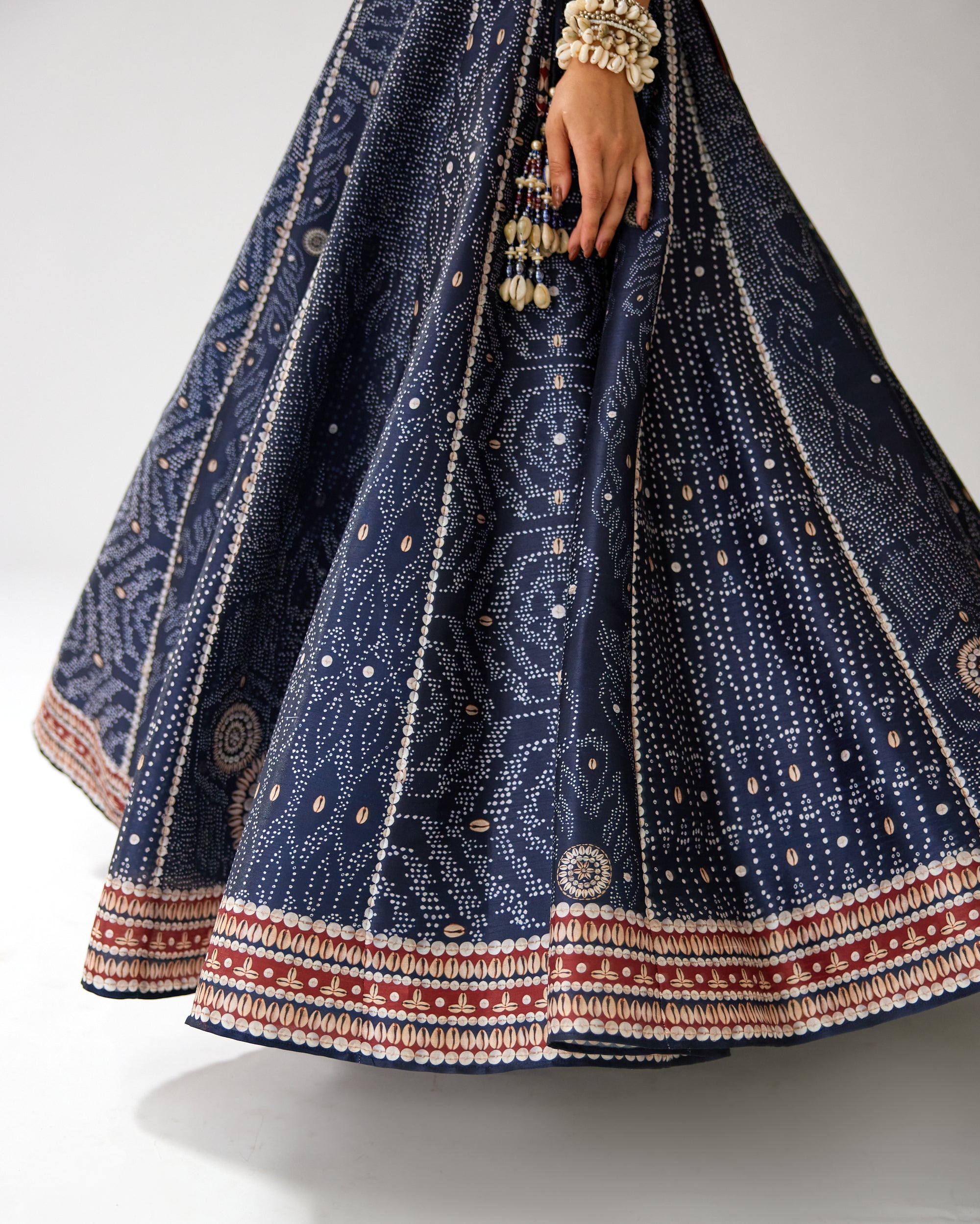 Zohra : Varsha Leela - Navy