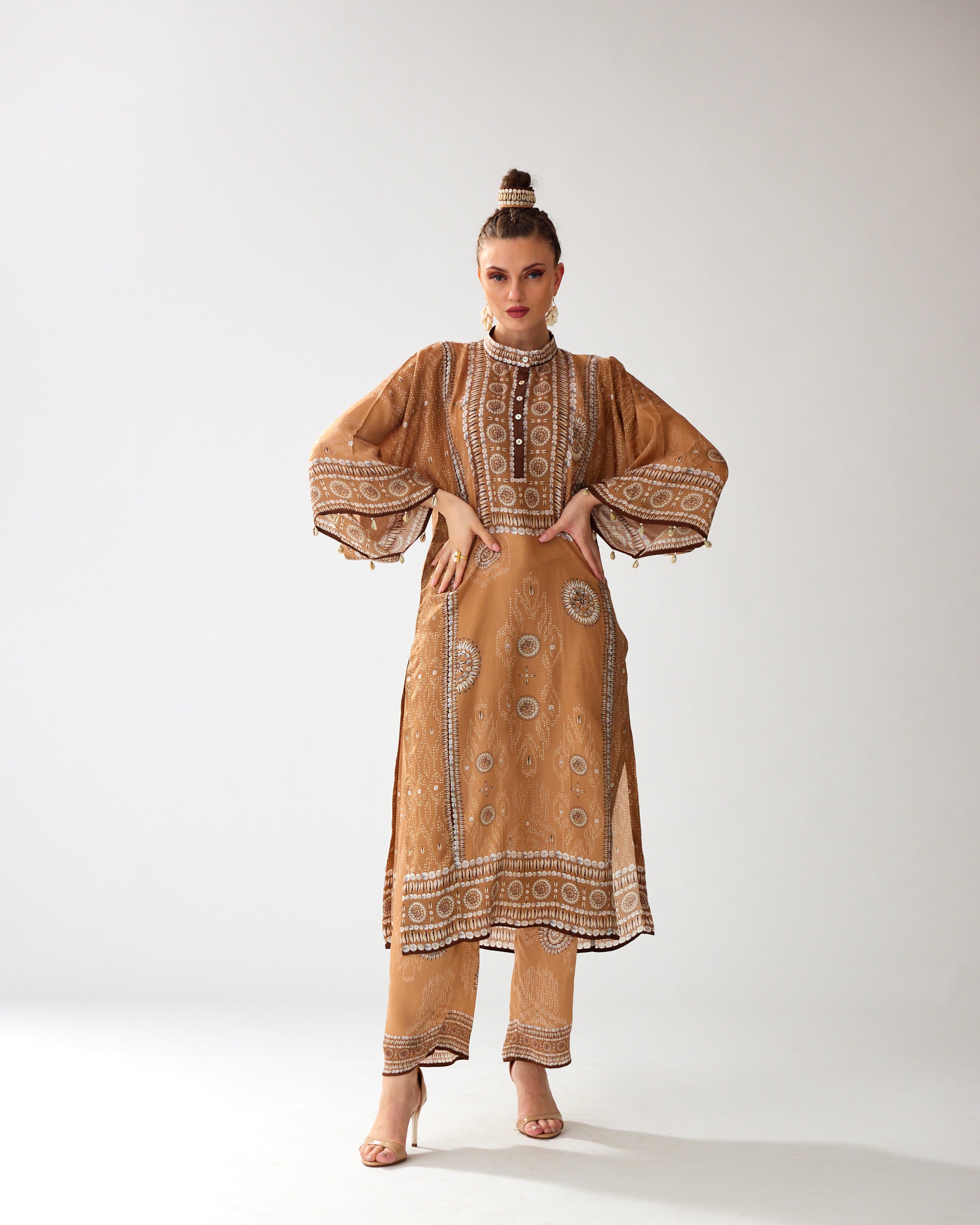 Zohra : Gayatri - Caramel