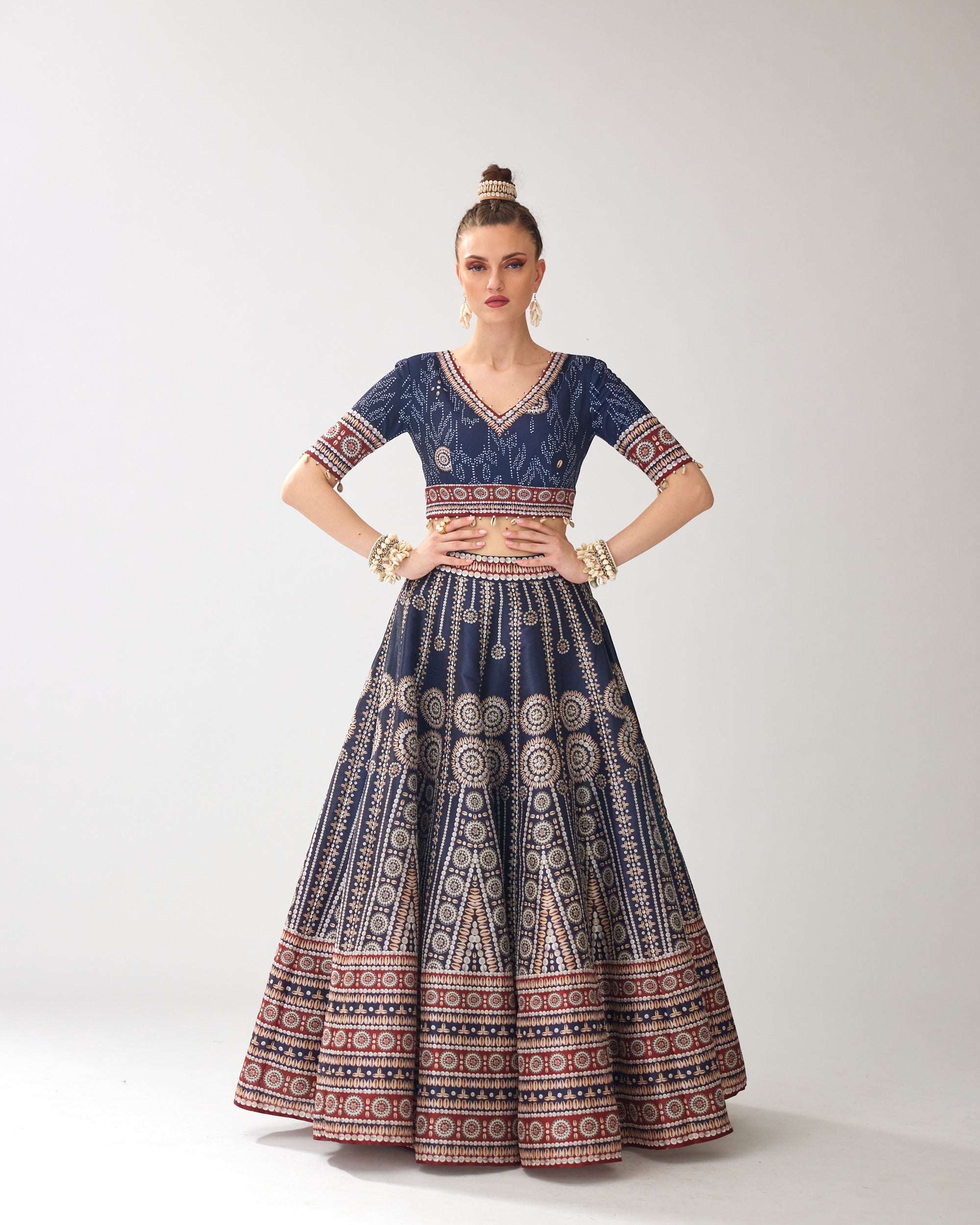 Zohra : Leela - Navy/Red