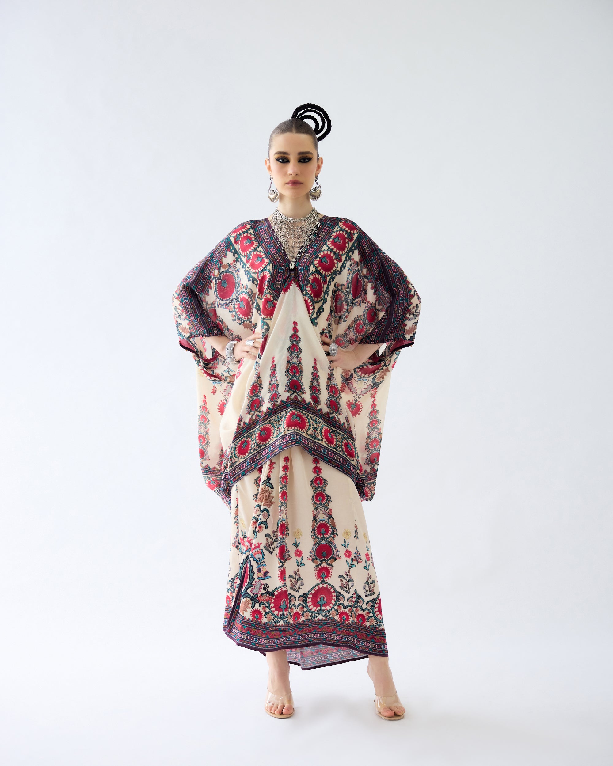 Bukhara : Dalilah/Surilee - Maroon